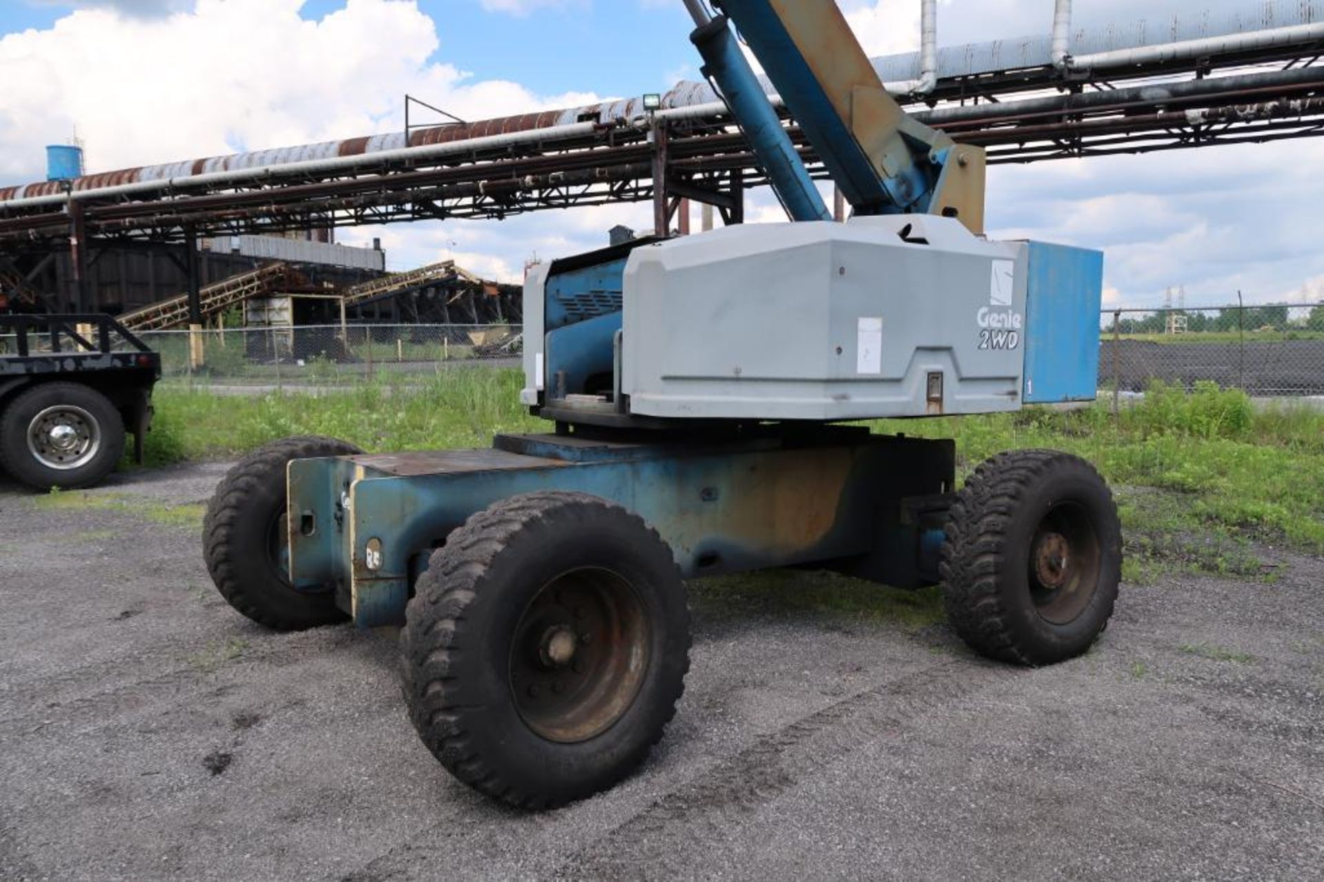 Genie Diesel Telescoping Manlift Model S-85/2WD, S/N 356 (1996) (19,288 hours indicated) - Image 2 of 4