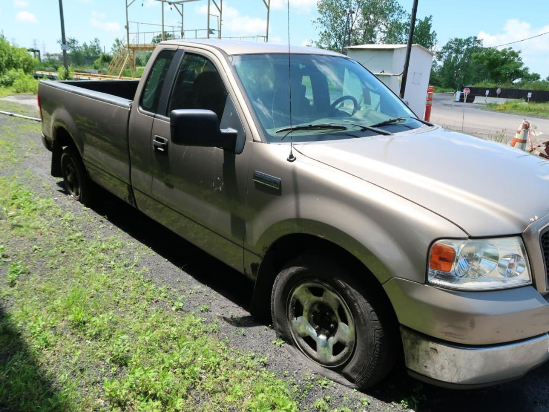 2005 Ford F-150 P/U, VIN 1FTRF12W45NA12G52 - Image 2 of 3