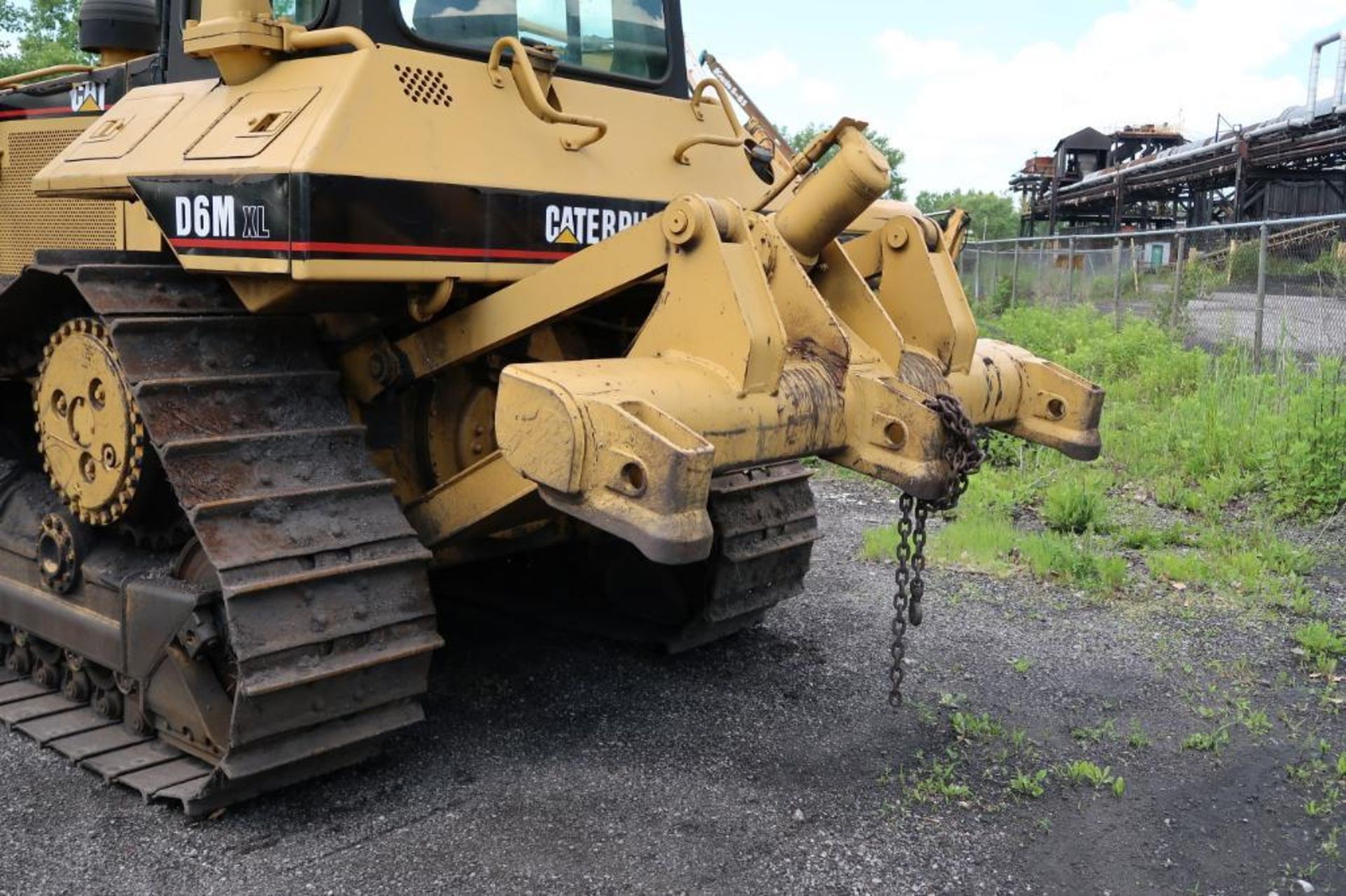 Caterpillar Crawler Tractor Model D6MXL, S/N MT3WN03444, 23.5 in. Track, 120 in. Angle Blade, 3- - Image 2 of 6