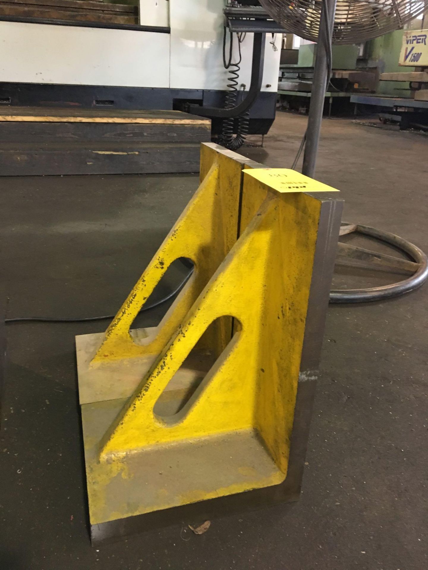 1 Set 10in. Wide x 18in. Tall Angle Plates - Image 2 of 2