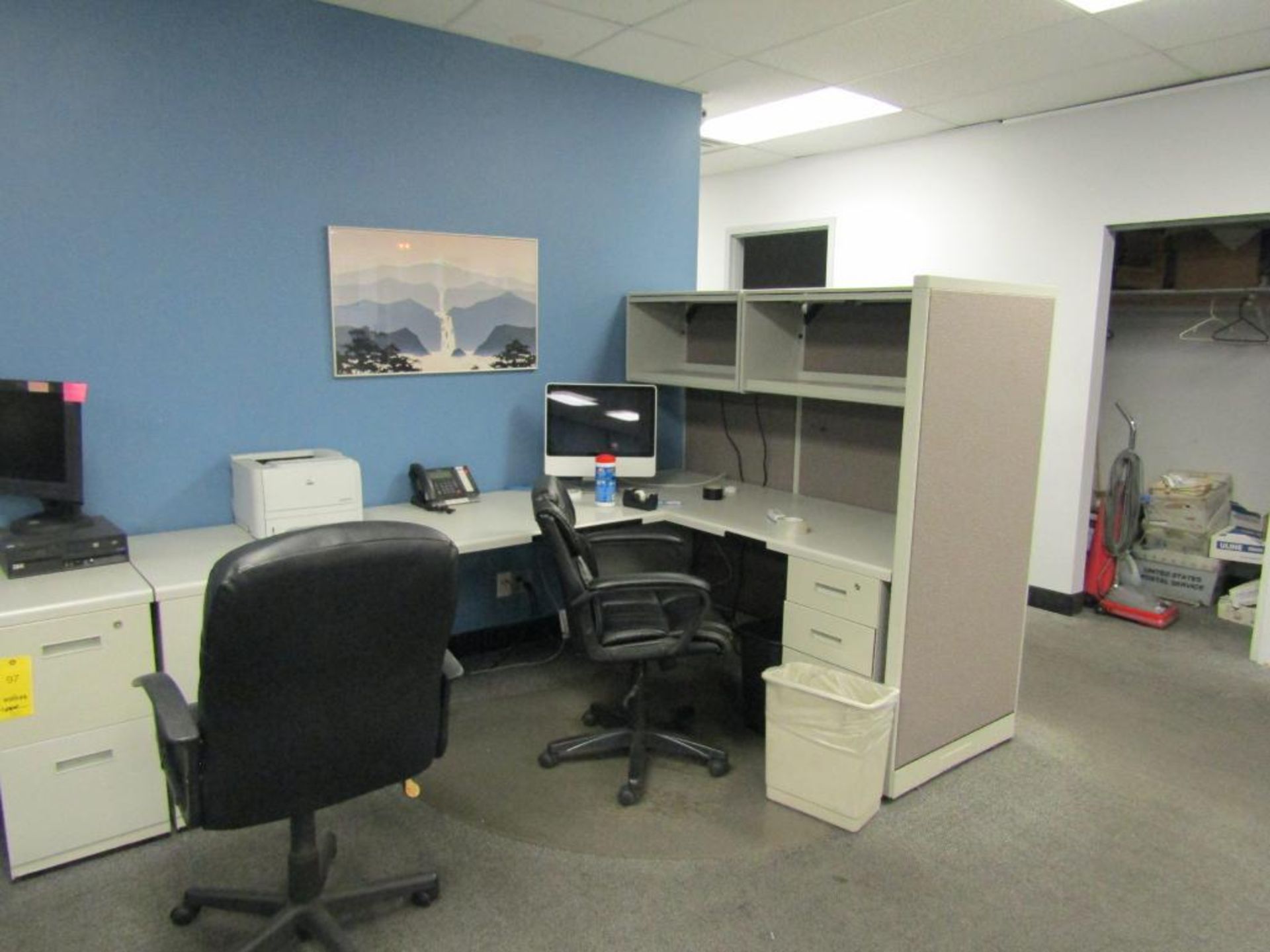 Cubicle with (2) Chairs, No Computer