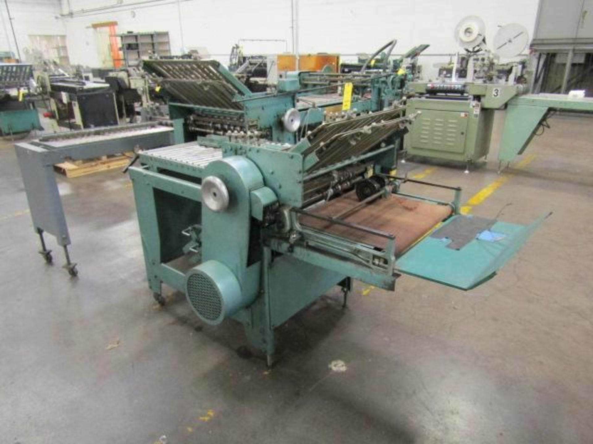 Baumfolder 16 Page Folder Model 20 x 26, S/N T2867426PS/40379, S-6 Pile Feeder, 20 x 20 Model 3RA - Image 5 of 6