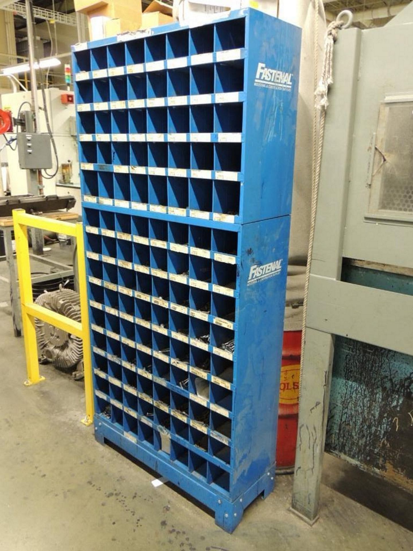 Fastenal 112 Compartment Storage Bin and Base W/ Hardware