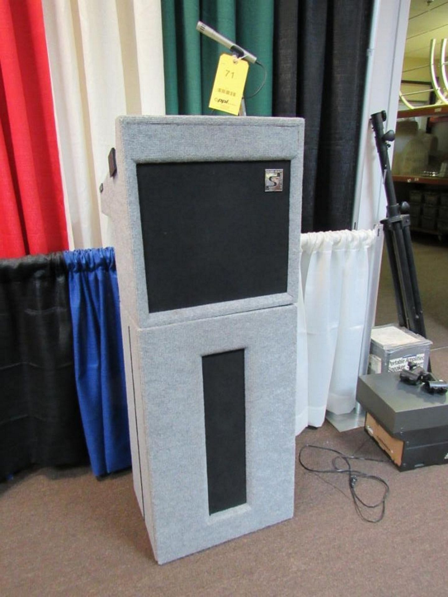 Podium W/Sound System-Floor, Batt Or 11sv