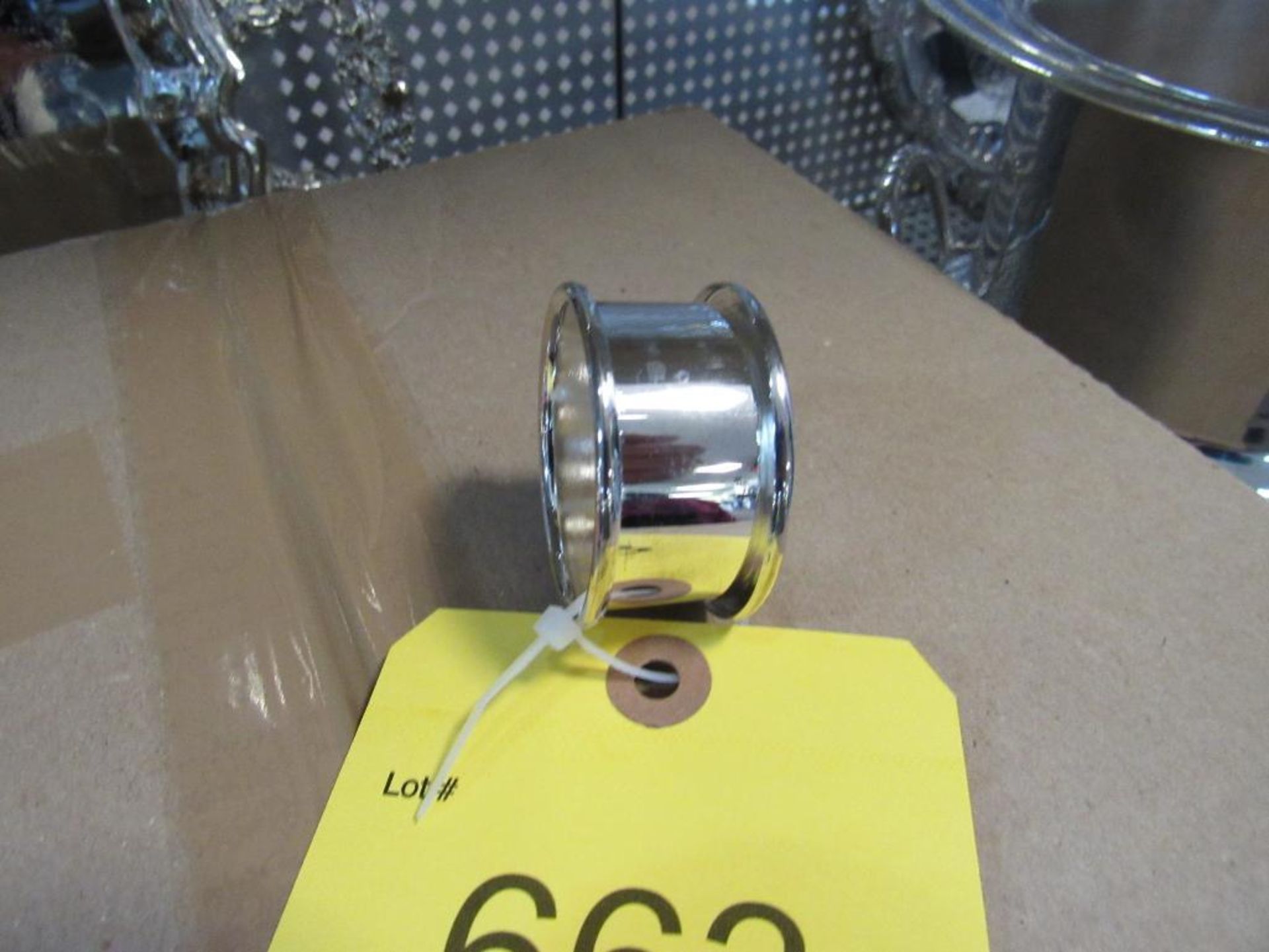 LOT: (160) Napkin Ring-Silver