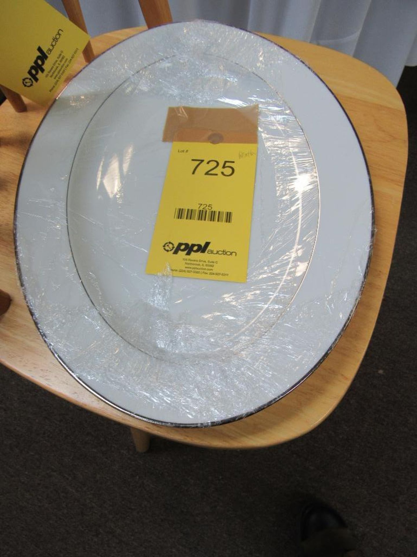 LOT: (4) China-White/Plat, Serving Plater, Oval