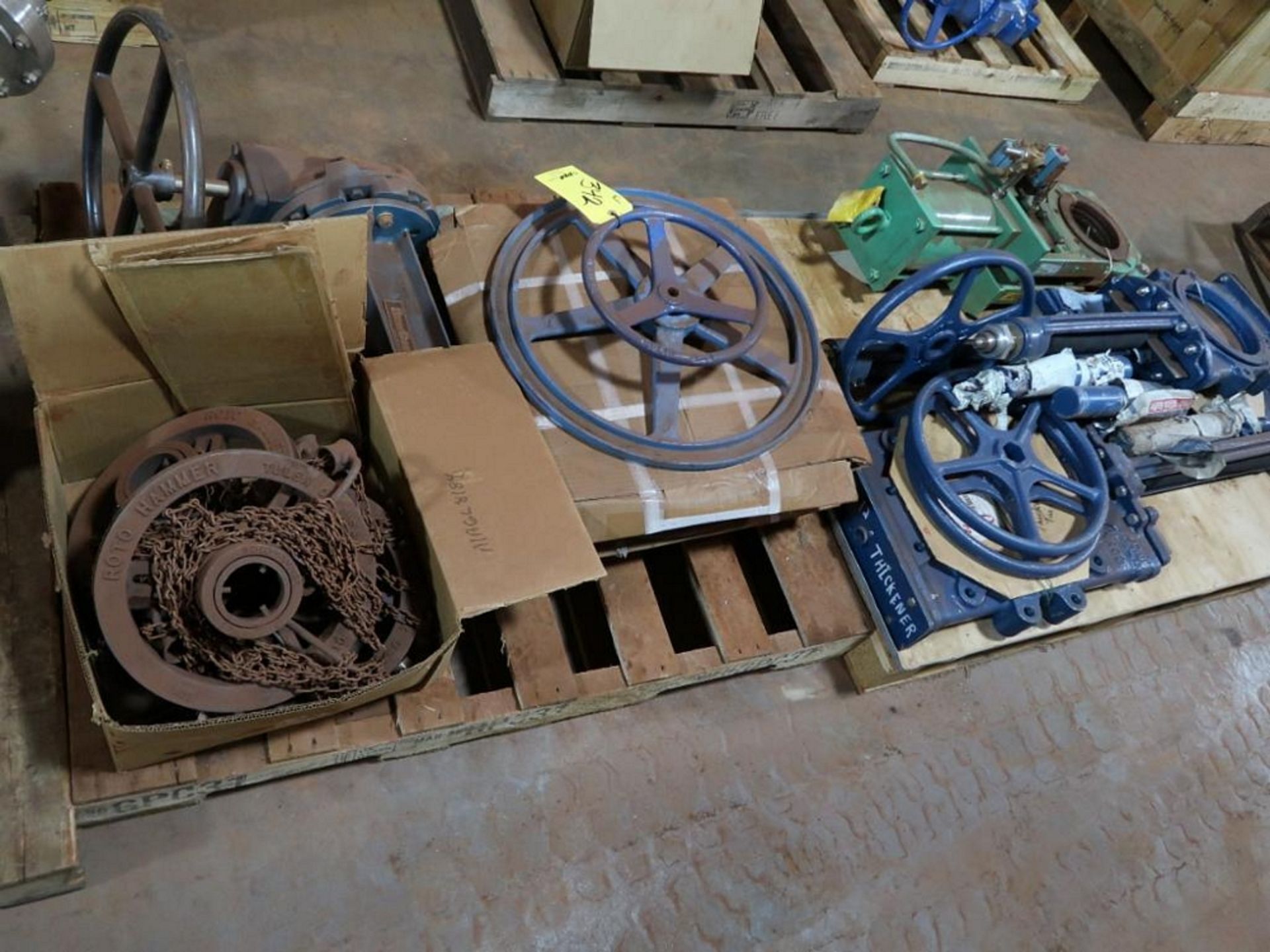 LOT: (38) Assorted Gate & Butterfly Valves on (12) Pallets & (1) Crate - Image 7 of 9