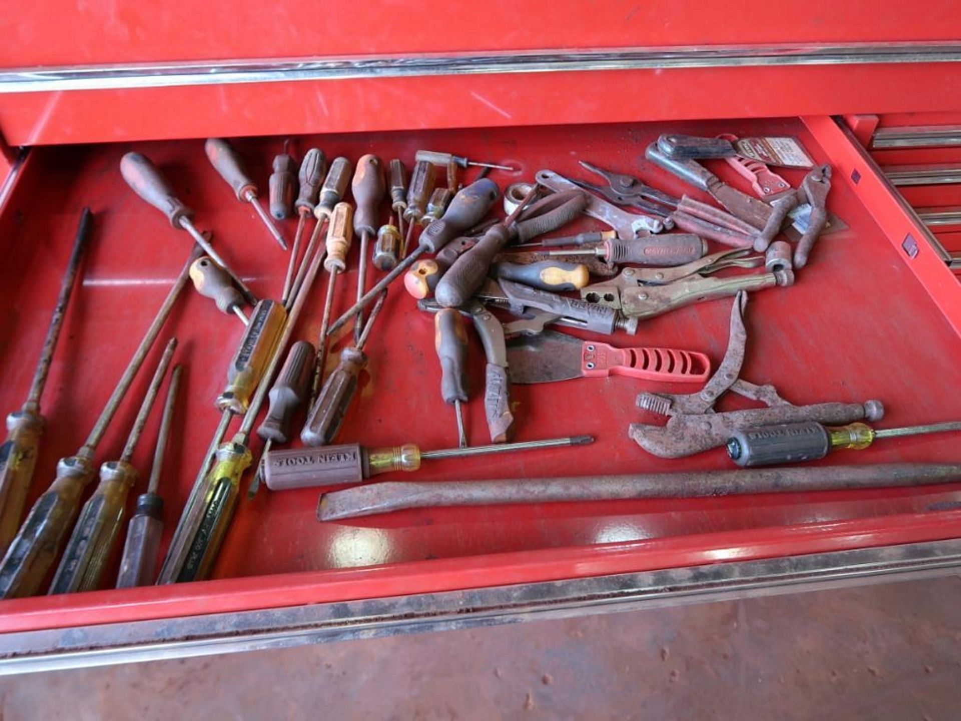 LOT: Proto 12-Drawer Rolling Tool Box, with Assorted Tools - Image 3 of 8