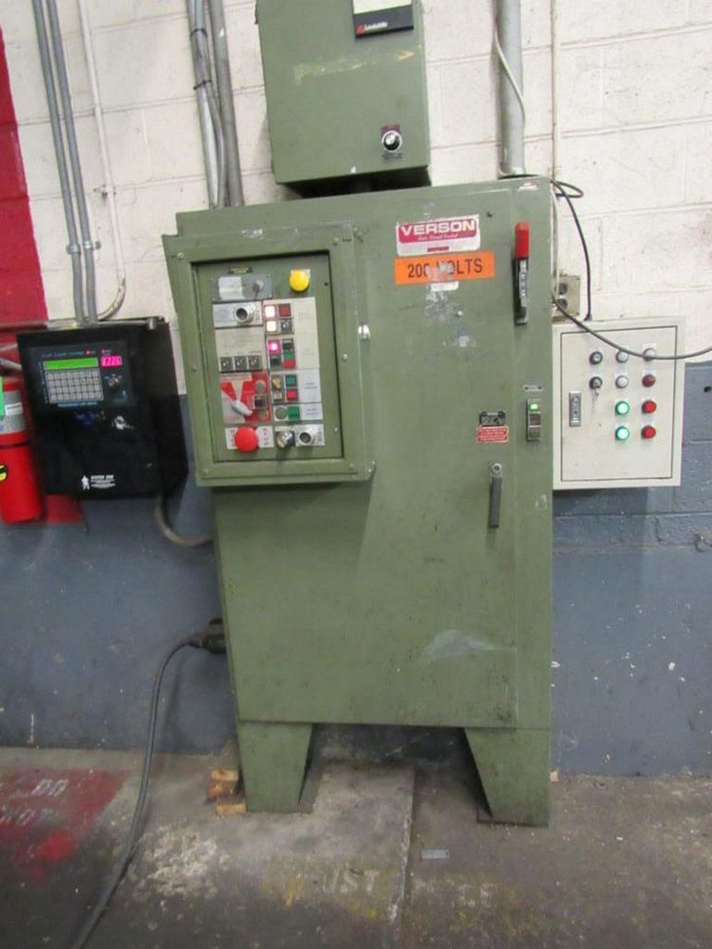 Verson 150 Ton 2-Point Straight Side Press Model S2-150-60-48T, S/N 28000, 6 in. Stroke, 8 in. Adjus - Image 3 of 7