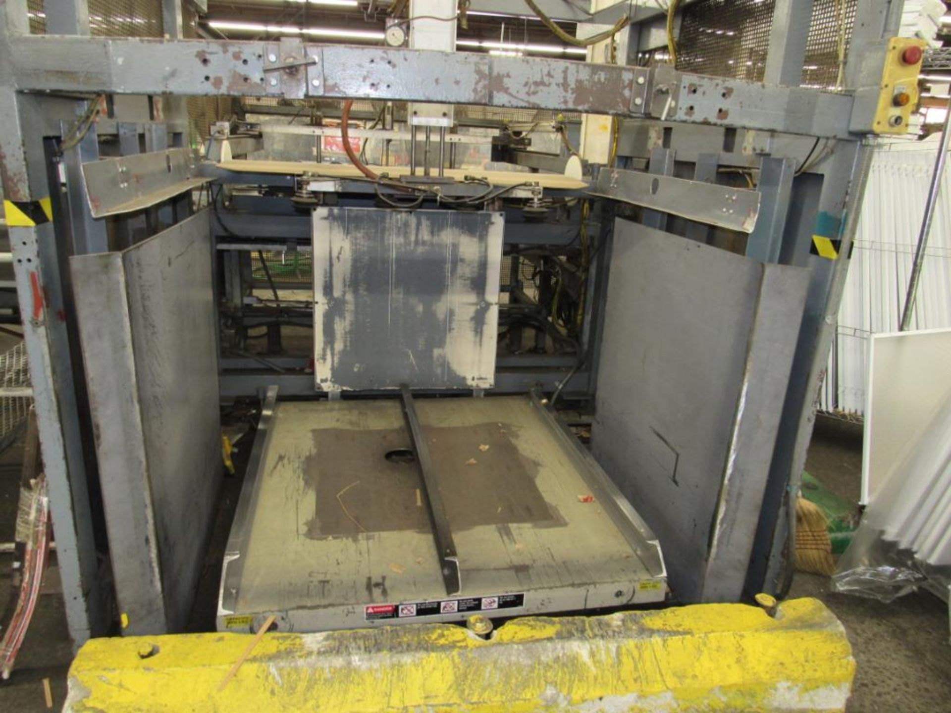 LOT: Packaging Line #B including: (1) Custom Designed Case Packaging Machine by Creative Design & Mf - Image 3 of 4