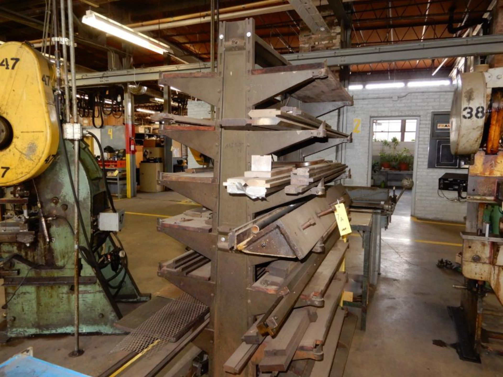 LOT: Rack with Dies for Press Brake - Image 3 of 3