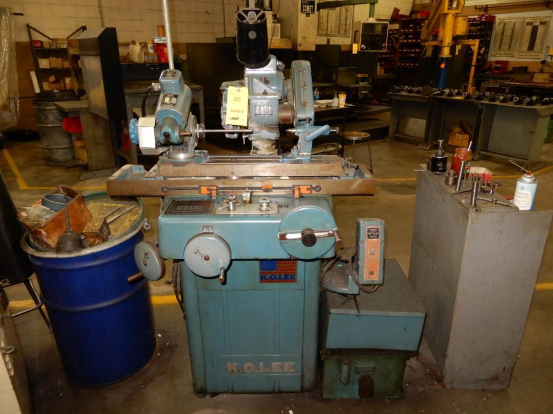 K.O. Lee Tool & Cutter I.D./O.D. Grinder Model BA960H, S/N 24307TH (1987)