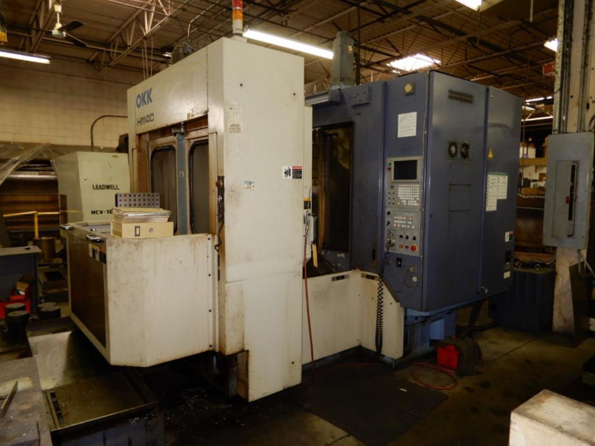 OKK Twin Pallet CNC Horizontal Machining Center Model HM-40 (1998), 15.75 in. x 15.75 in. Pallets, 2 - Image 5 of 5