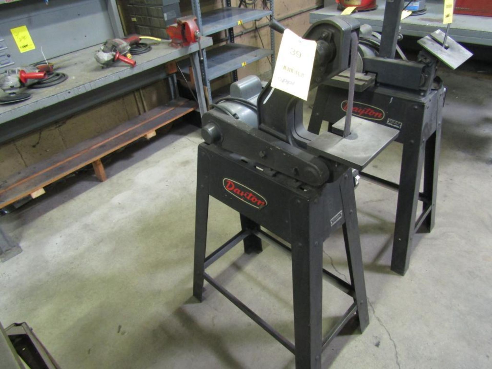 Dayton Belt Sander Model 62116A - Image 2 of 3