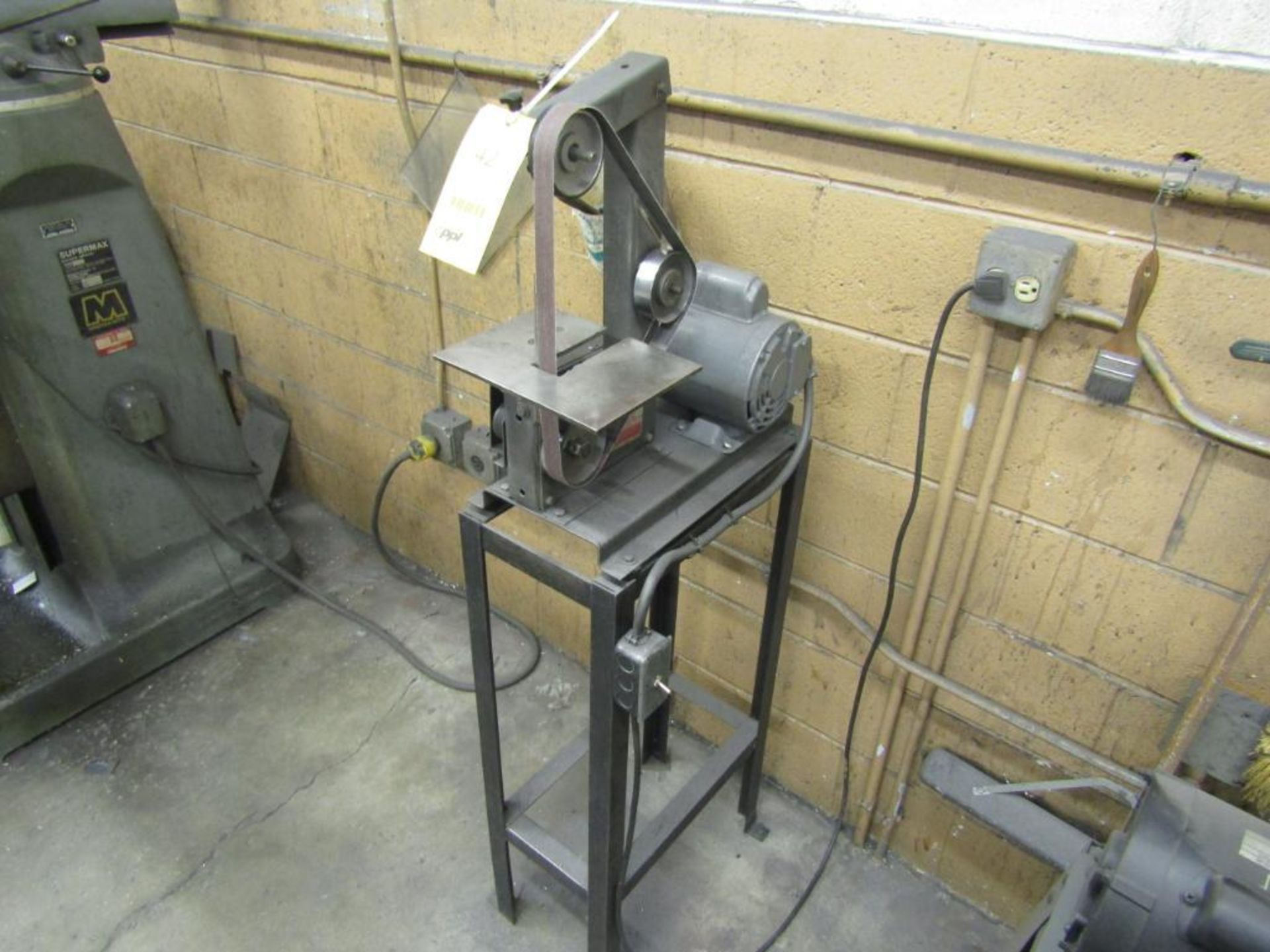 Dayton 1 in. Belt Sander Model 2Z646B - Image 2 of 2