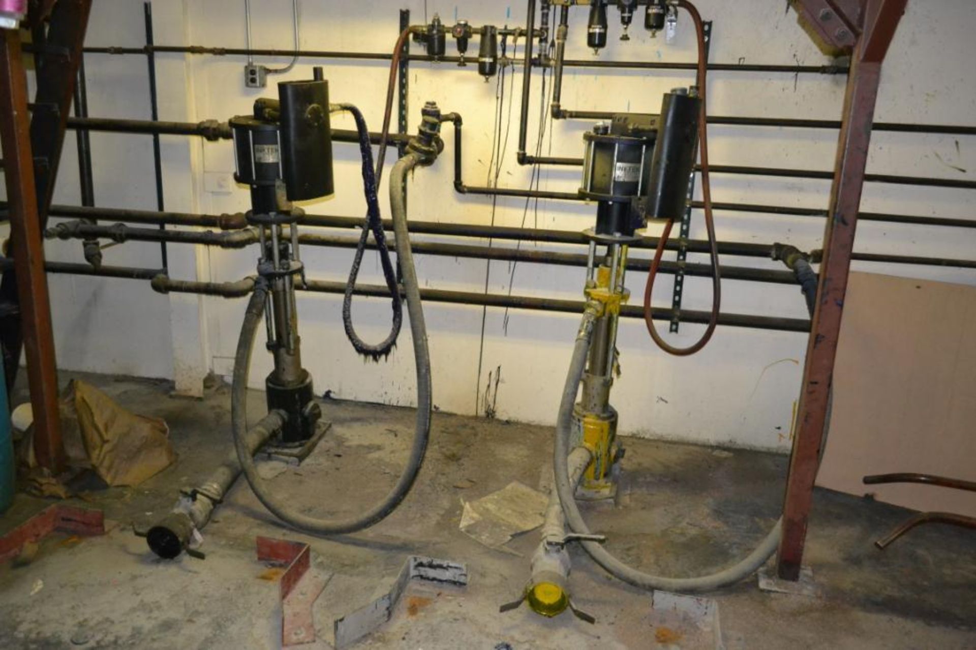 Central Ink Station with OH Ink Tank Platform, (4) Heavy Duty Pneumatic Ink Pumps, Controls - Image 2 of 4