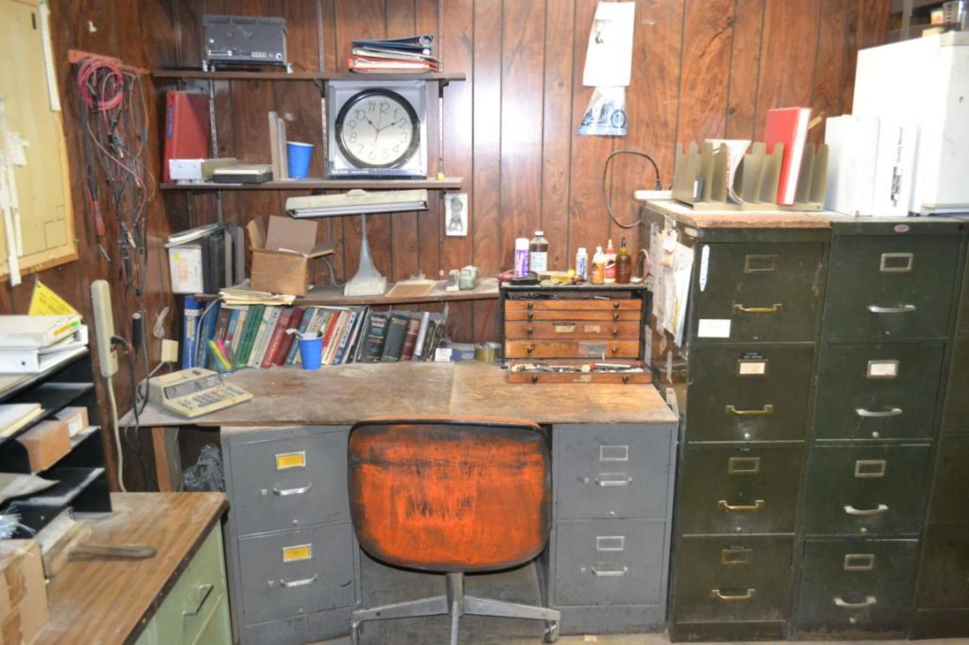 LOT: Contents of Maintenance Office - Image 2 of 4