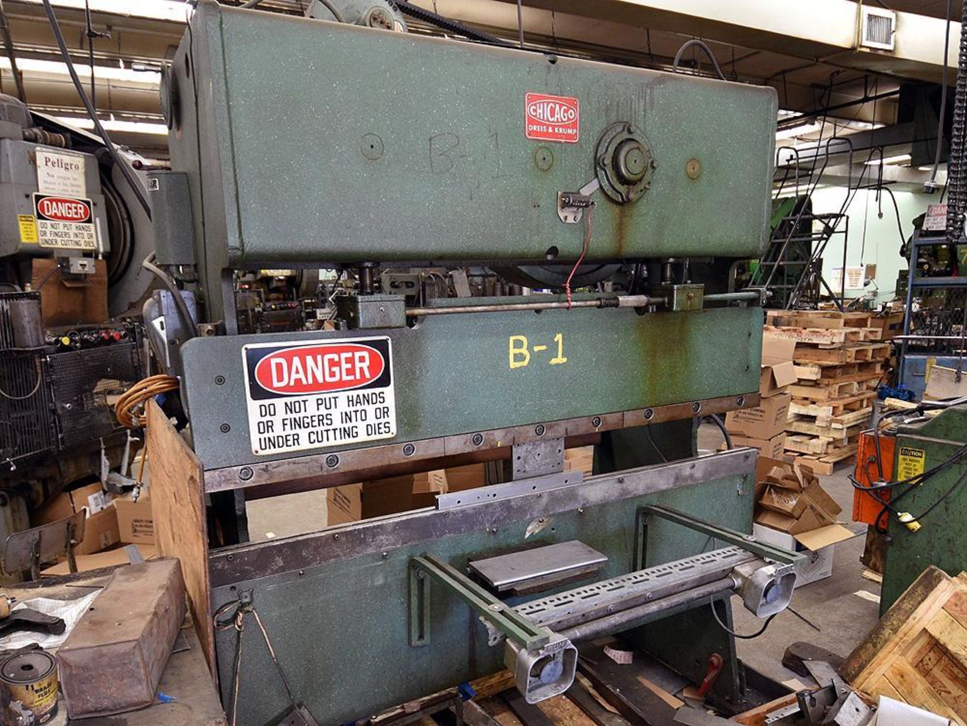 Chicago Model 265, 25-Ton Mechanical Press Brake, 72"