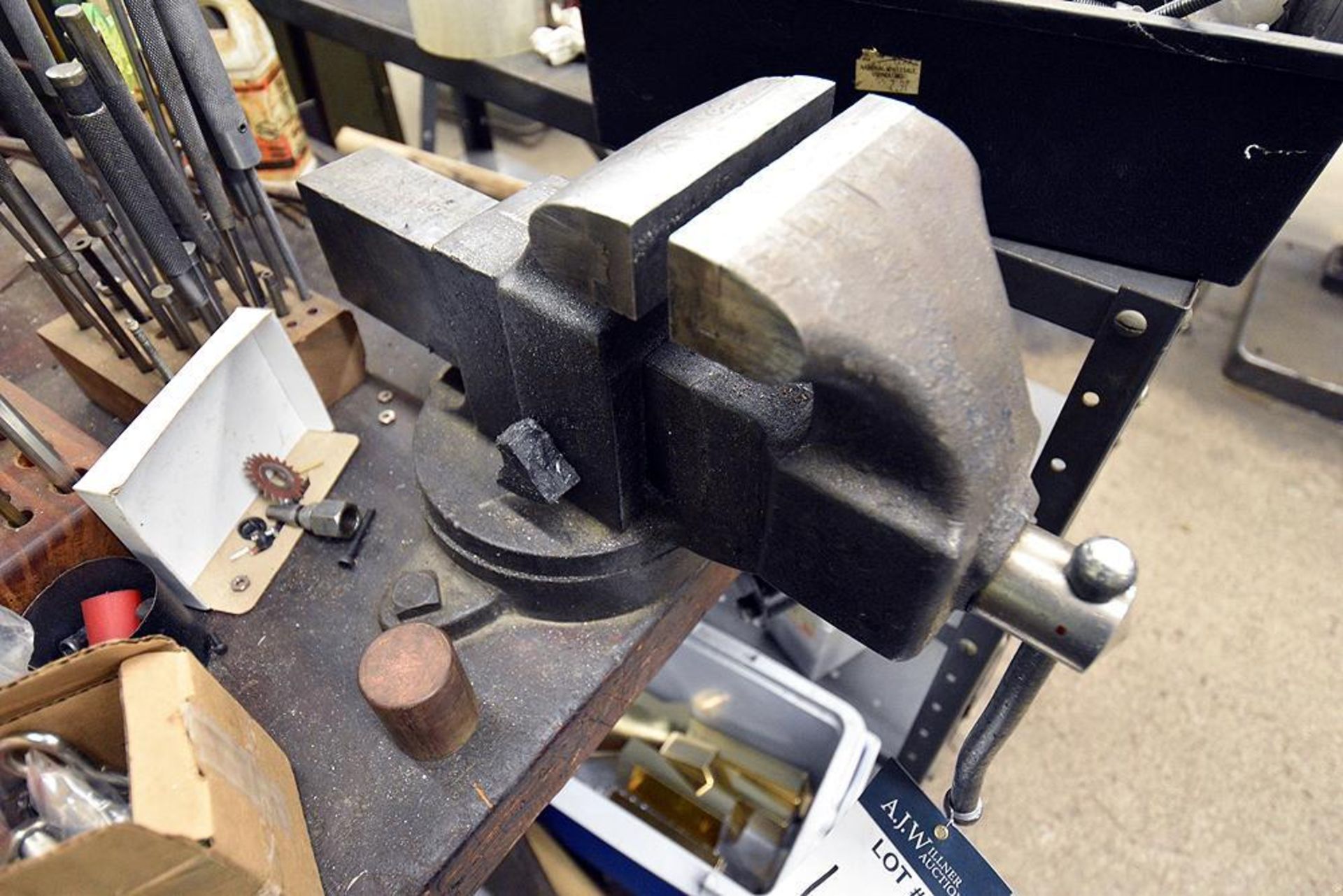 Metro No. 4 Bench Vise - Image 2 of 3