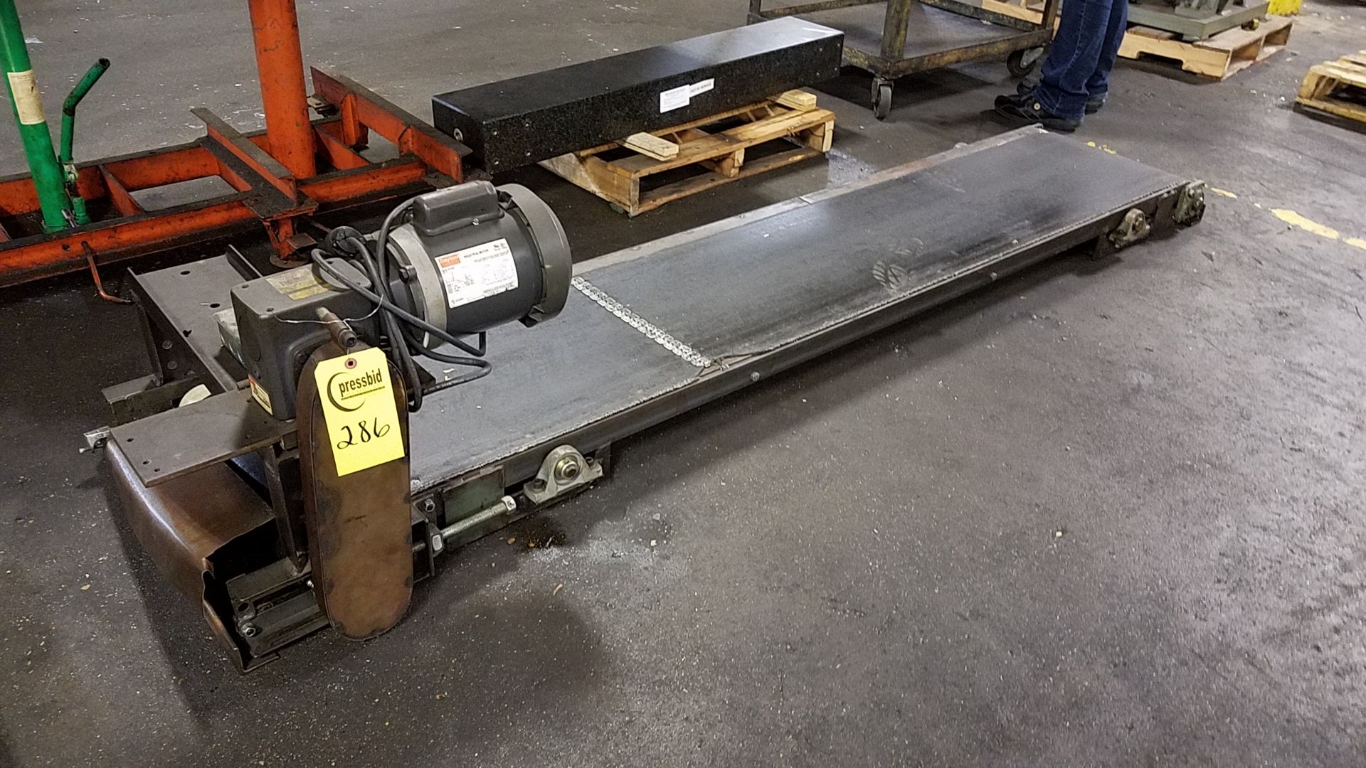 Motorized conveyor