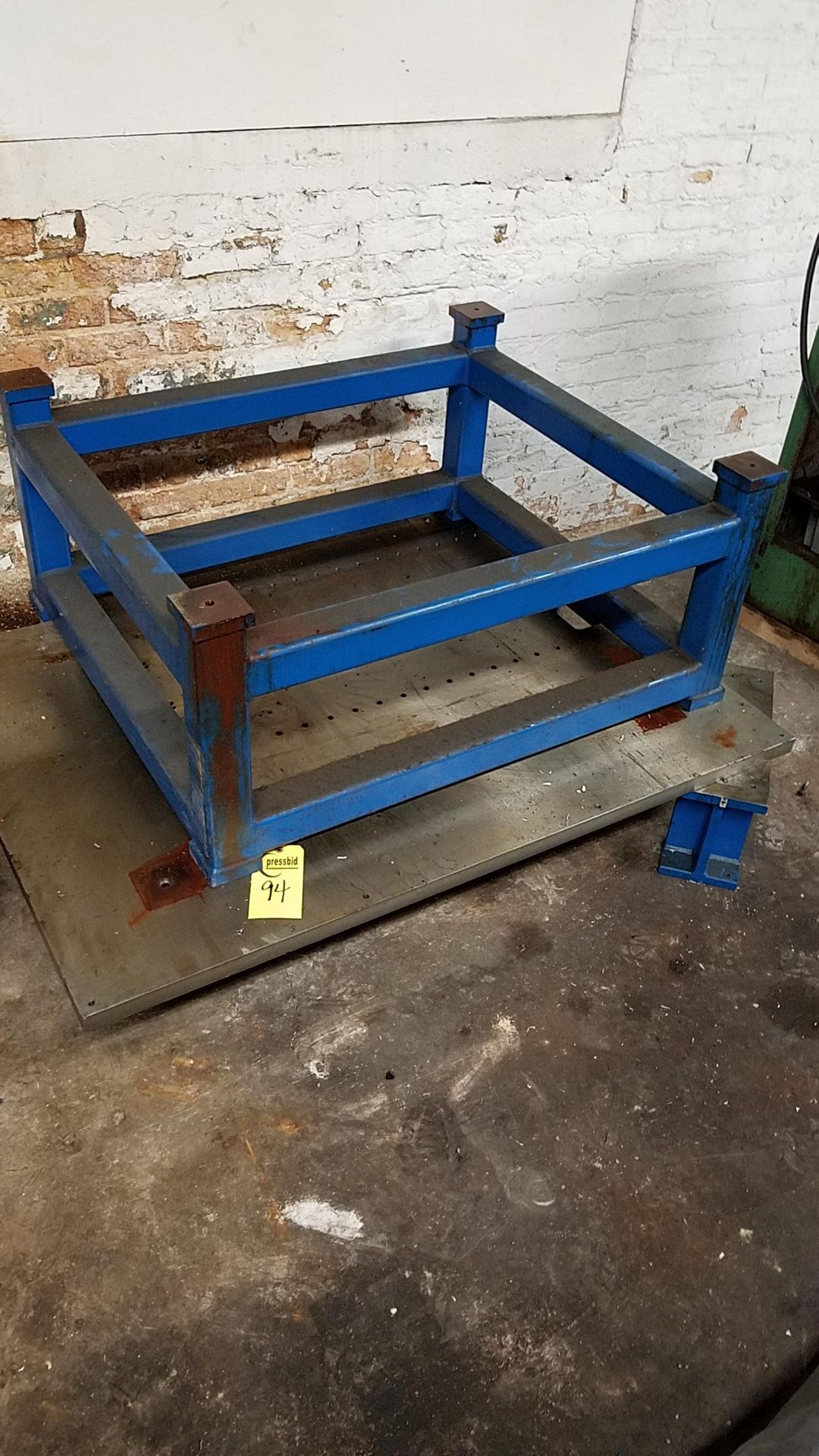 STEEL RACK