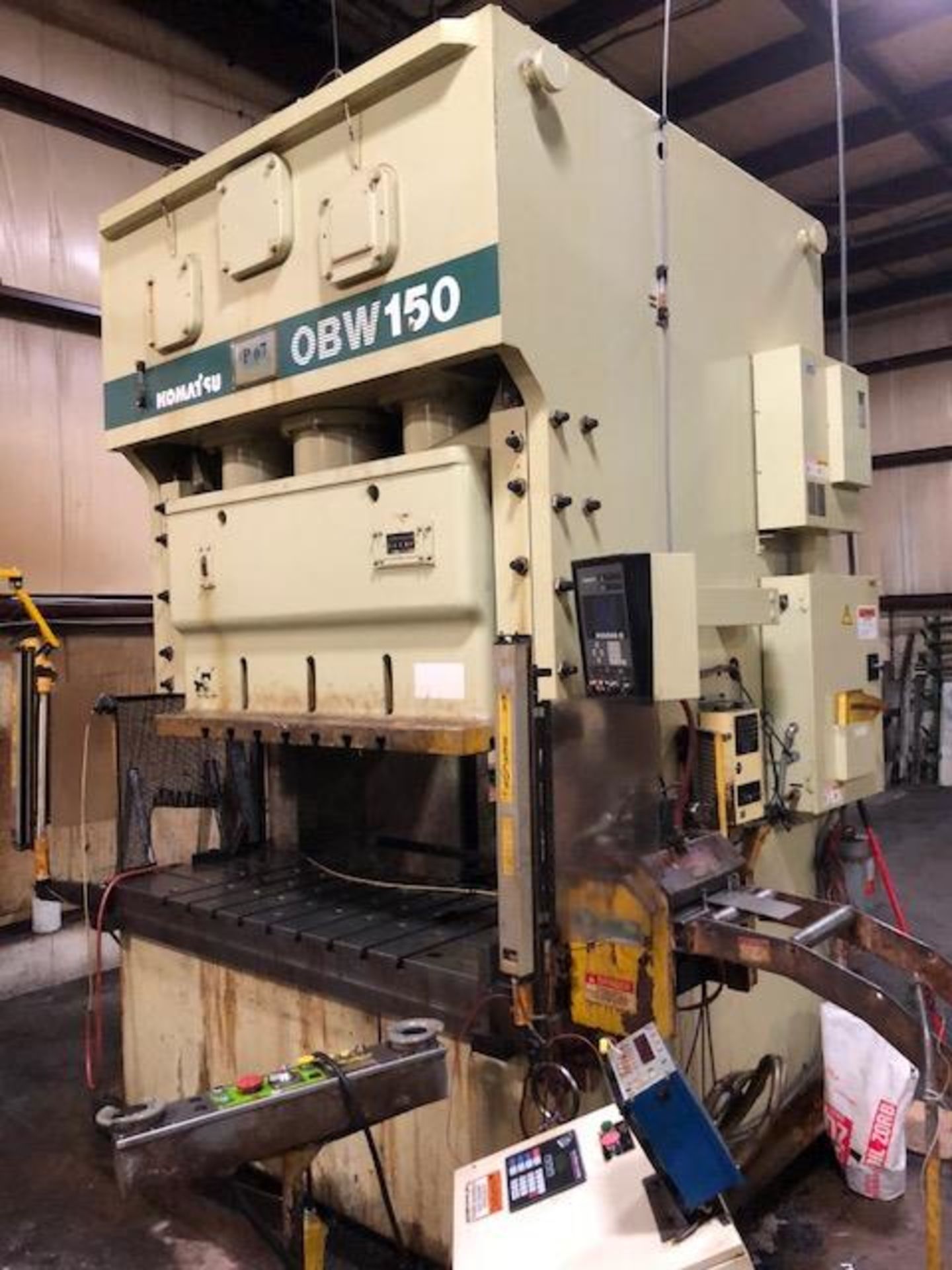 165 TON KOMATSU #OBW-150 DC GAP PRESS S/N 10105 7.87” STROKE, 18.1” DIE HEIGHT, 3.94” ADJ, 35 - 65 - Image 2 of 5