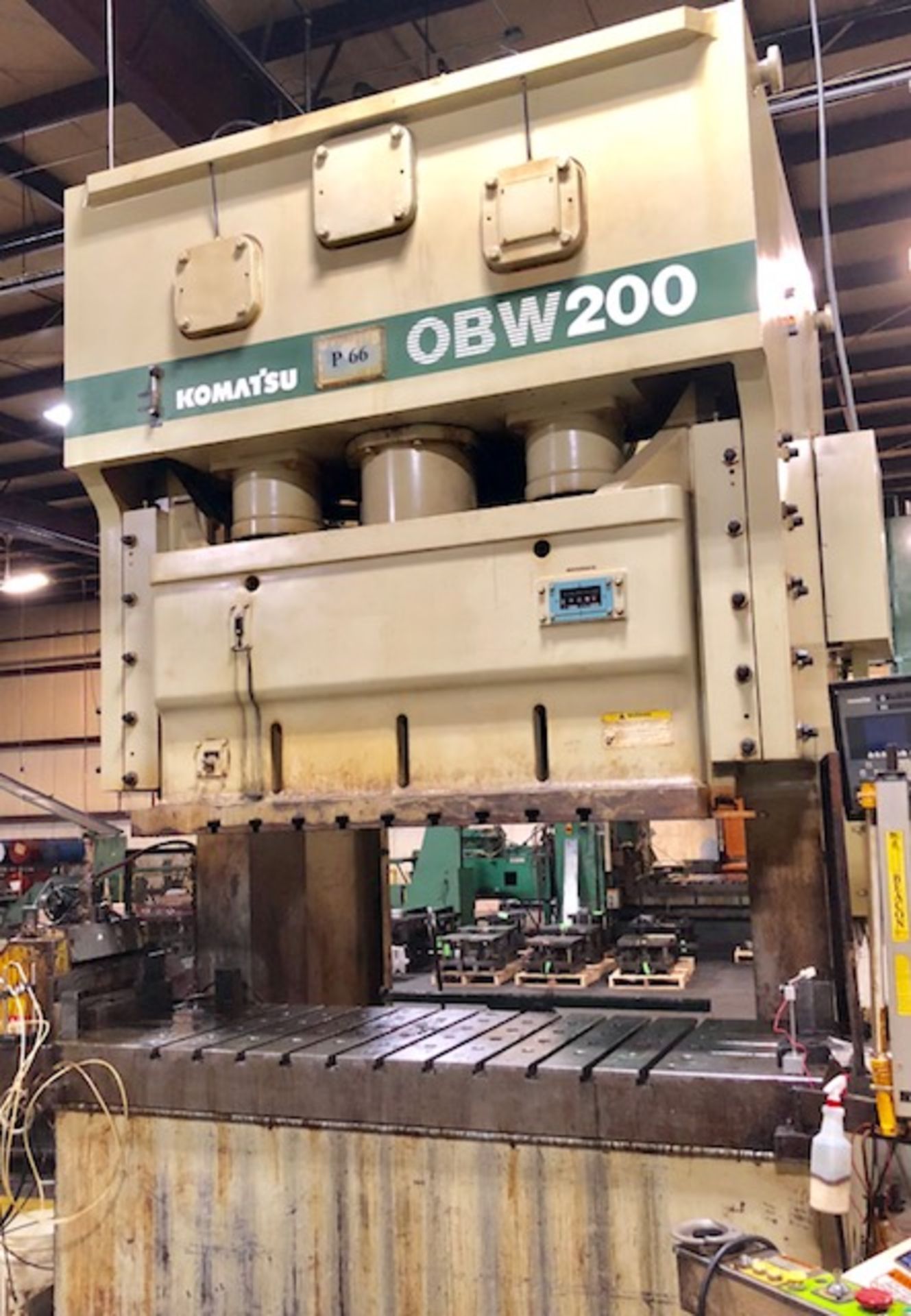 220 TON KOMATSU #OBW-200 DC GAP PRESS S/N 10078, 9.84” STROKE, 19.66” DIE HEIGHT, 4.72” ADJ, 30 - 50