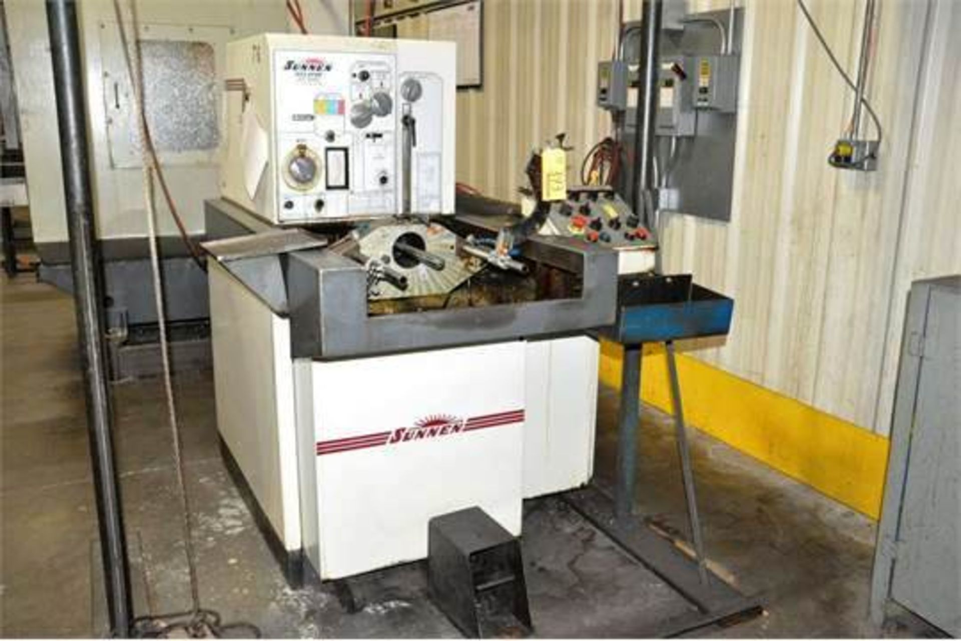 Sunnen Eclipse EC-3500-D Horizontal Hone/Honing Machine