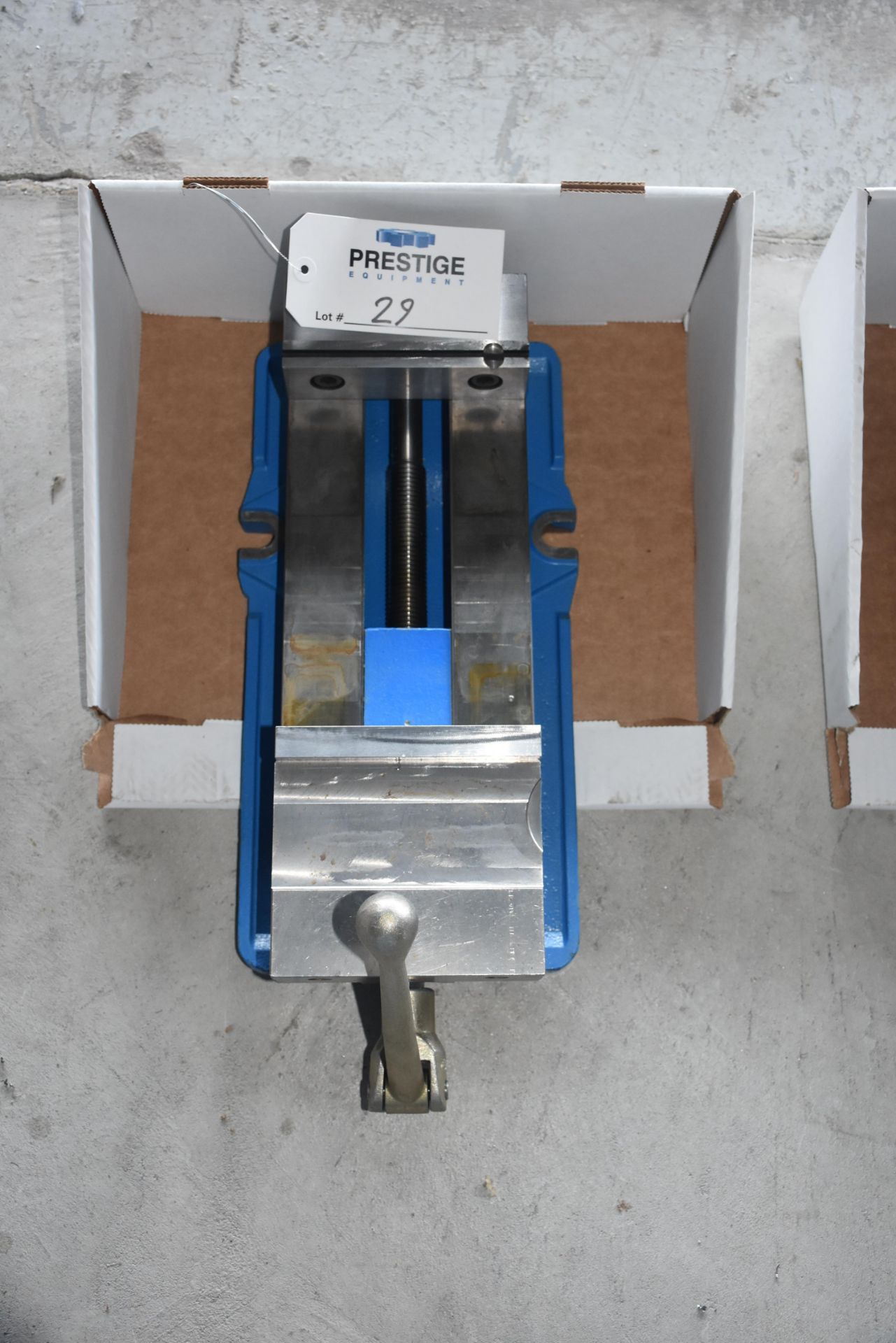 KURT D688 8.8" Anglock Vise