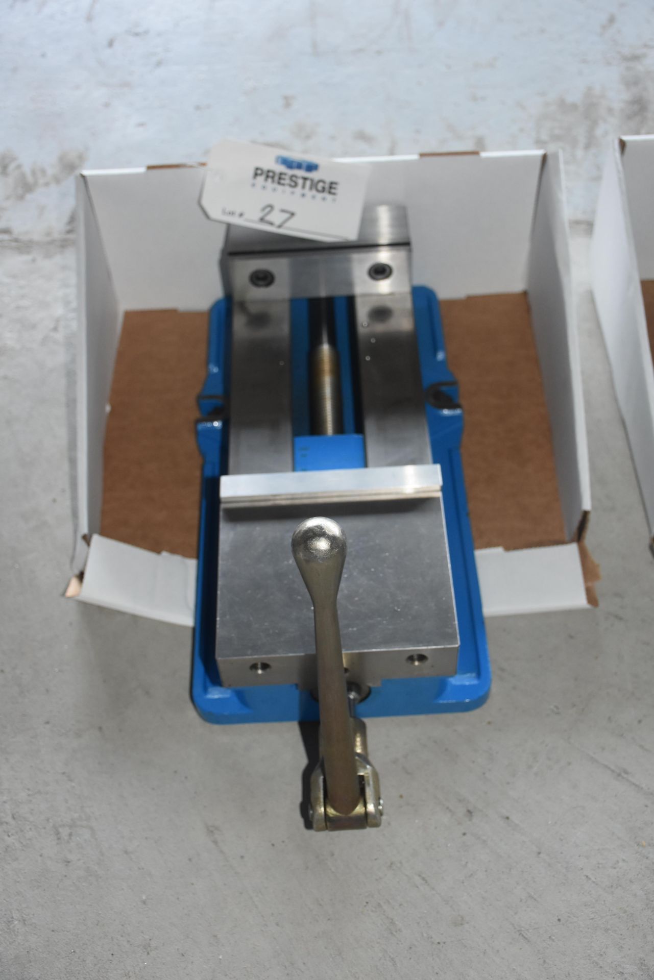 KURT D688 8.8" Anglock Vise