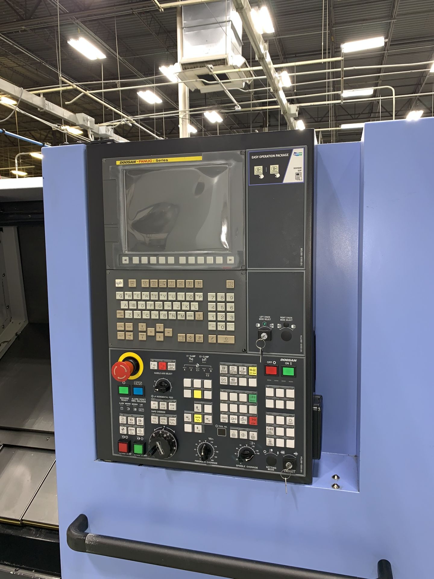DOOSAN Puma GT2600L 2-Axis CNC Turning Center (2015) - Image 3 of 15
