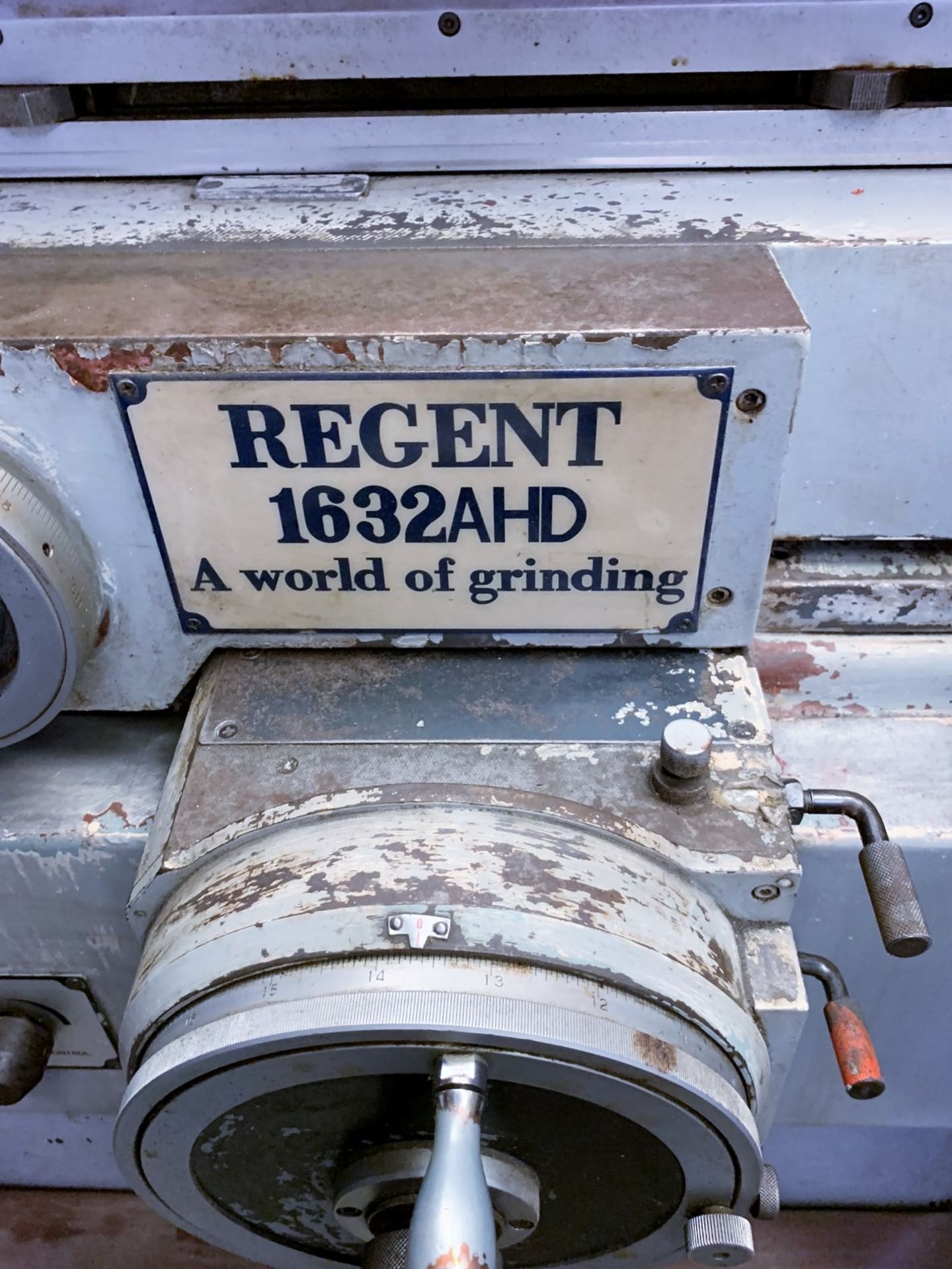 Regent 1632 AHD 16" x 32" Horizontal Surface Grinder - Image 5 of 7