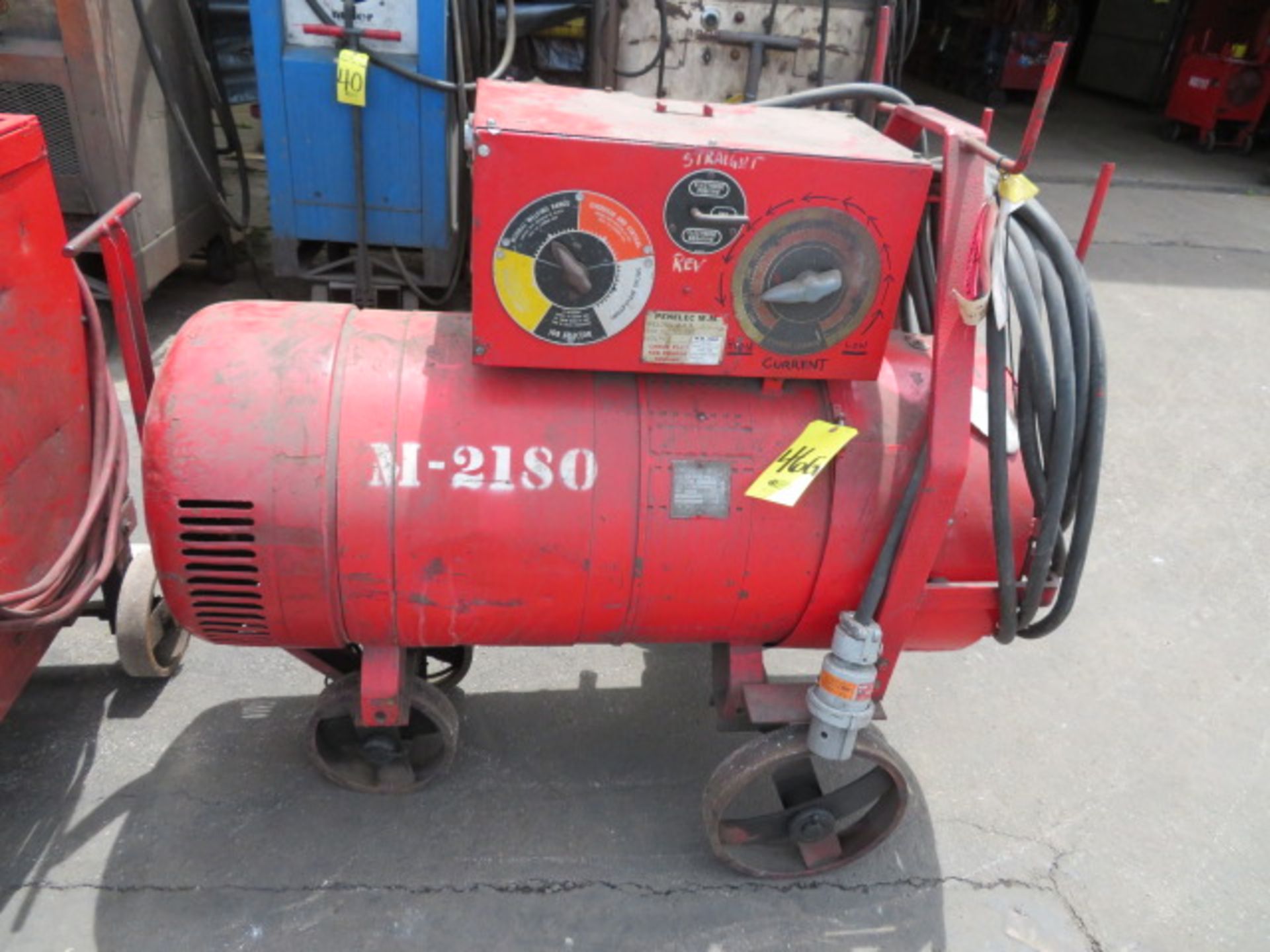 LINCOLN SAE 300 TIG WELDER W/ CART AND W/ WELDING LEADLINCOLN SAE 300 TIG WELDER W/ CART AND W/