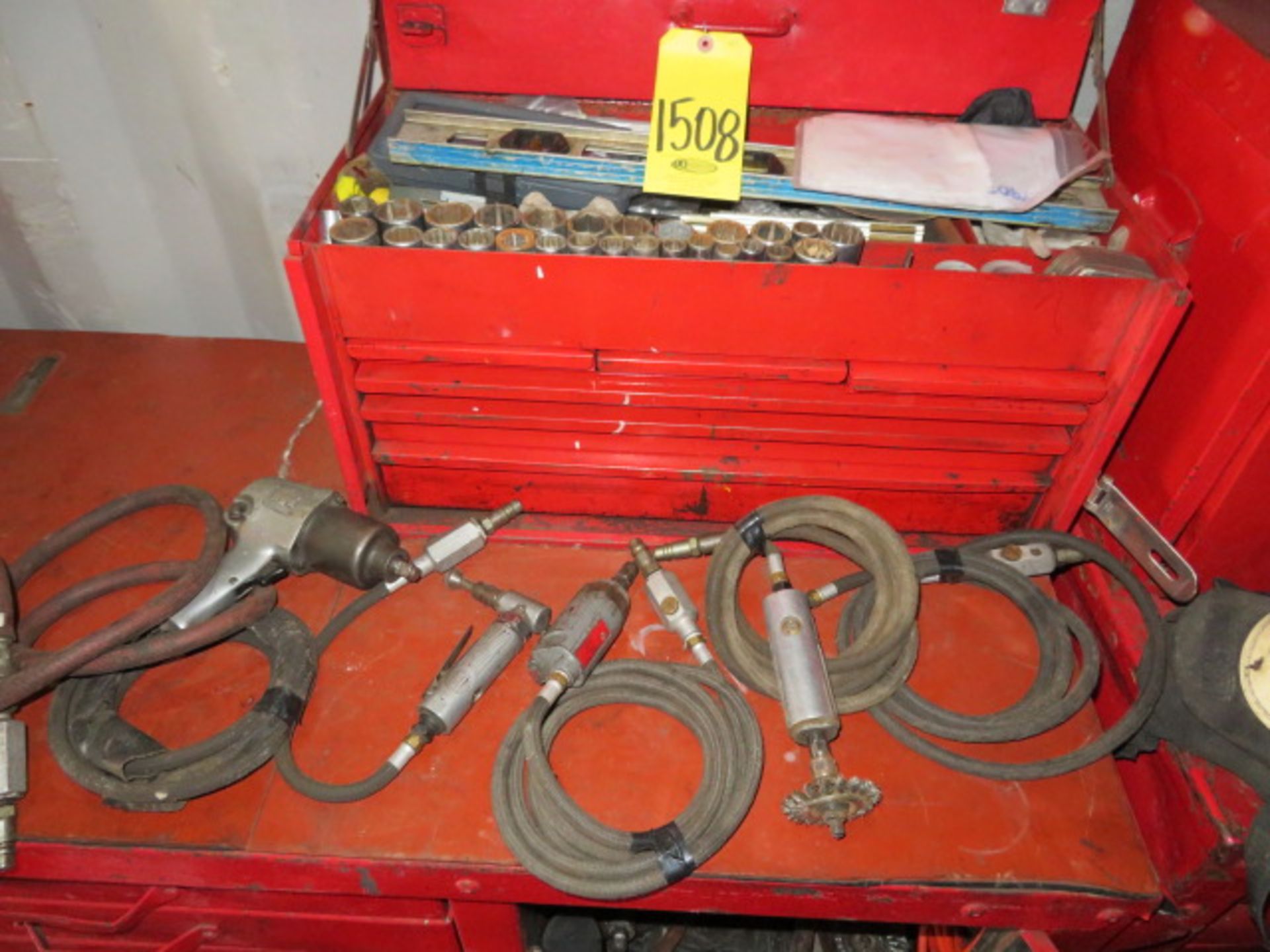 PORTABLE MECHANIC TOOL BOX WITH CONTENTS - Image 7 of 13