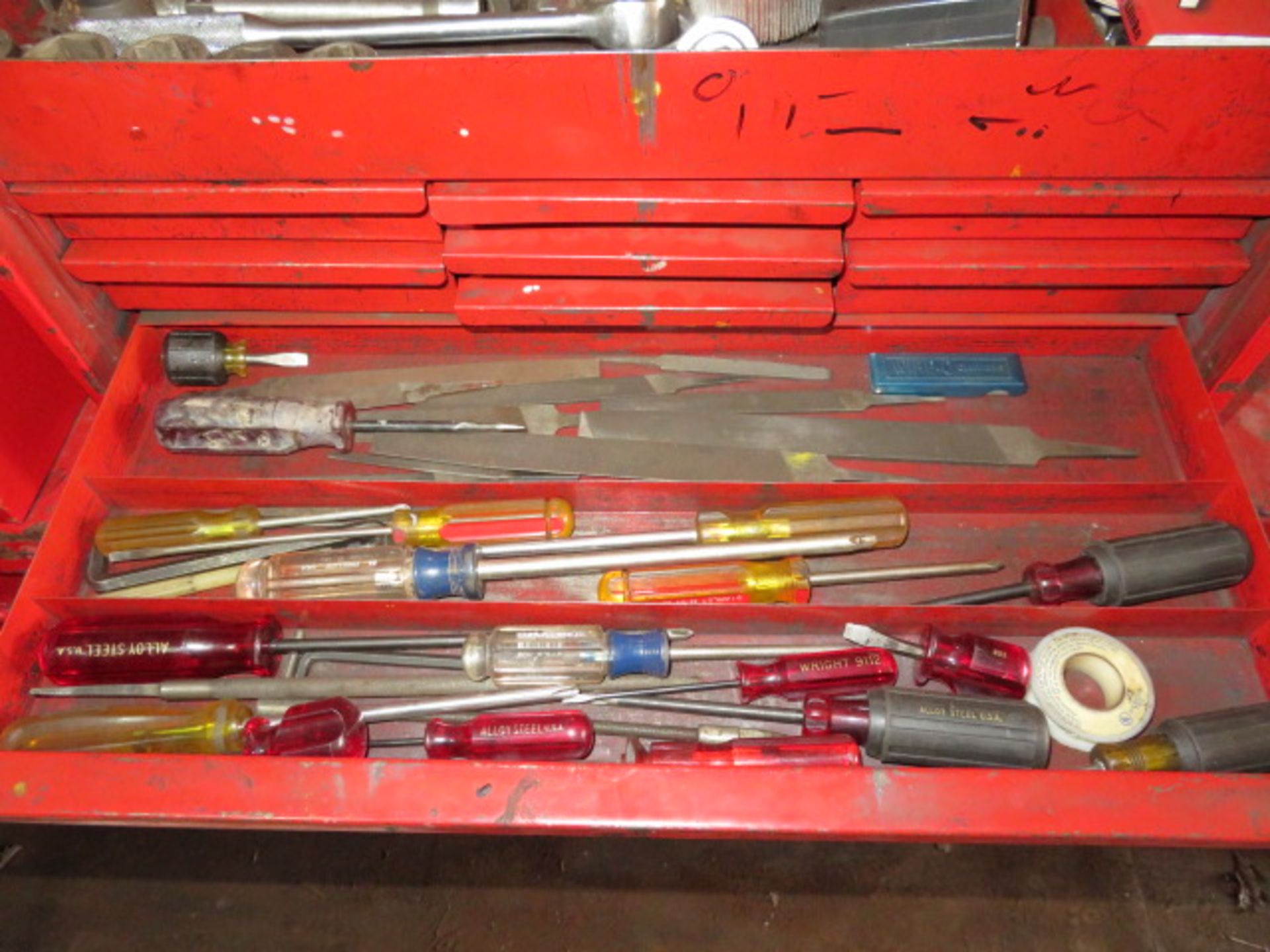 PORTABLE MECHANIC TOOL BOX WITH CONTENTS - Image 5 of 14