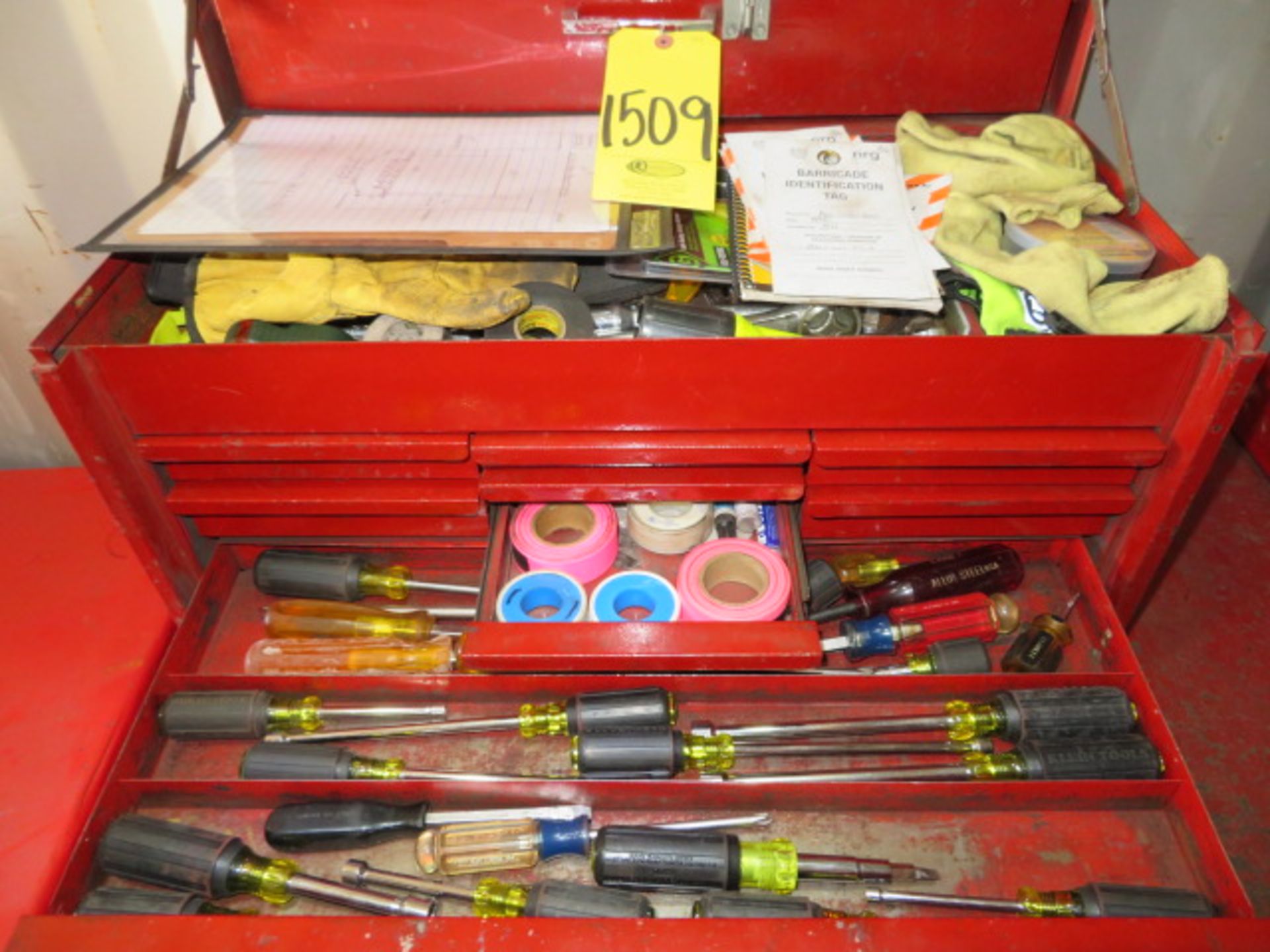 PORTABLE MECHANIC TOOL BOX WITH CONTENTS - Image 17 of 28