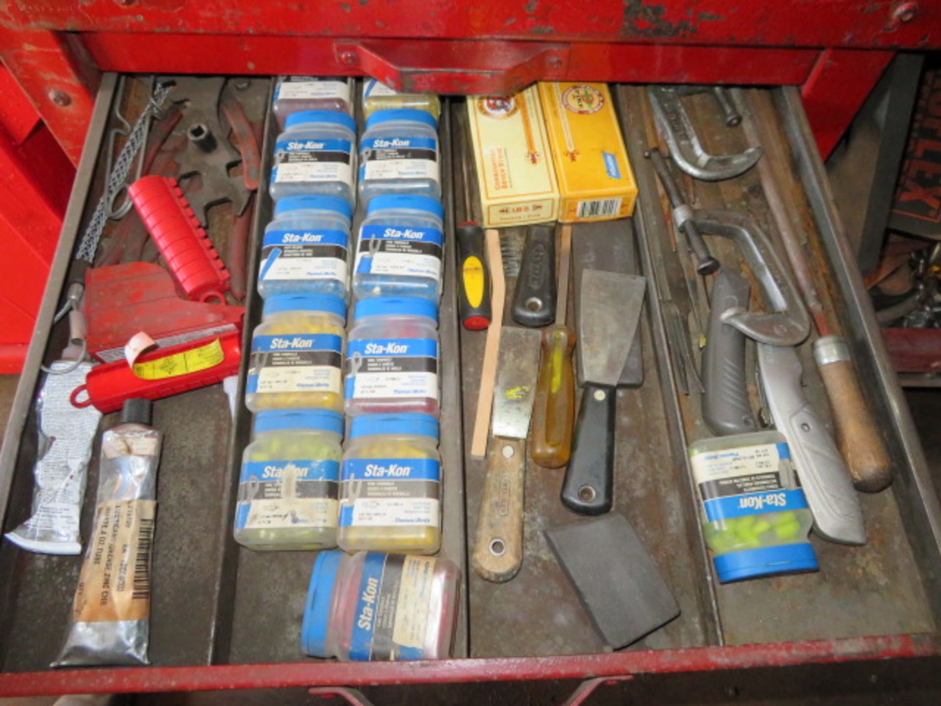 PORTABLE MECHANIC TOOL BOX WITH CONTENTS - Image 23 of 28