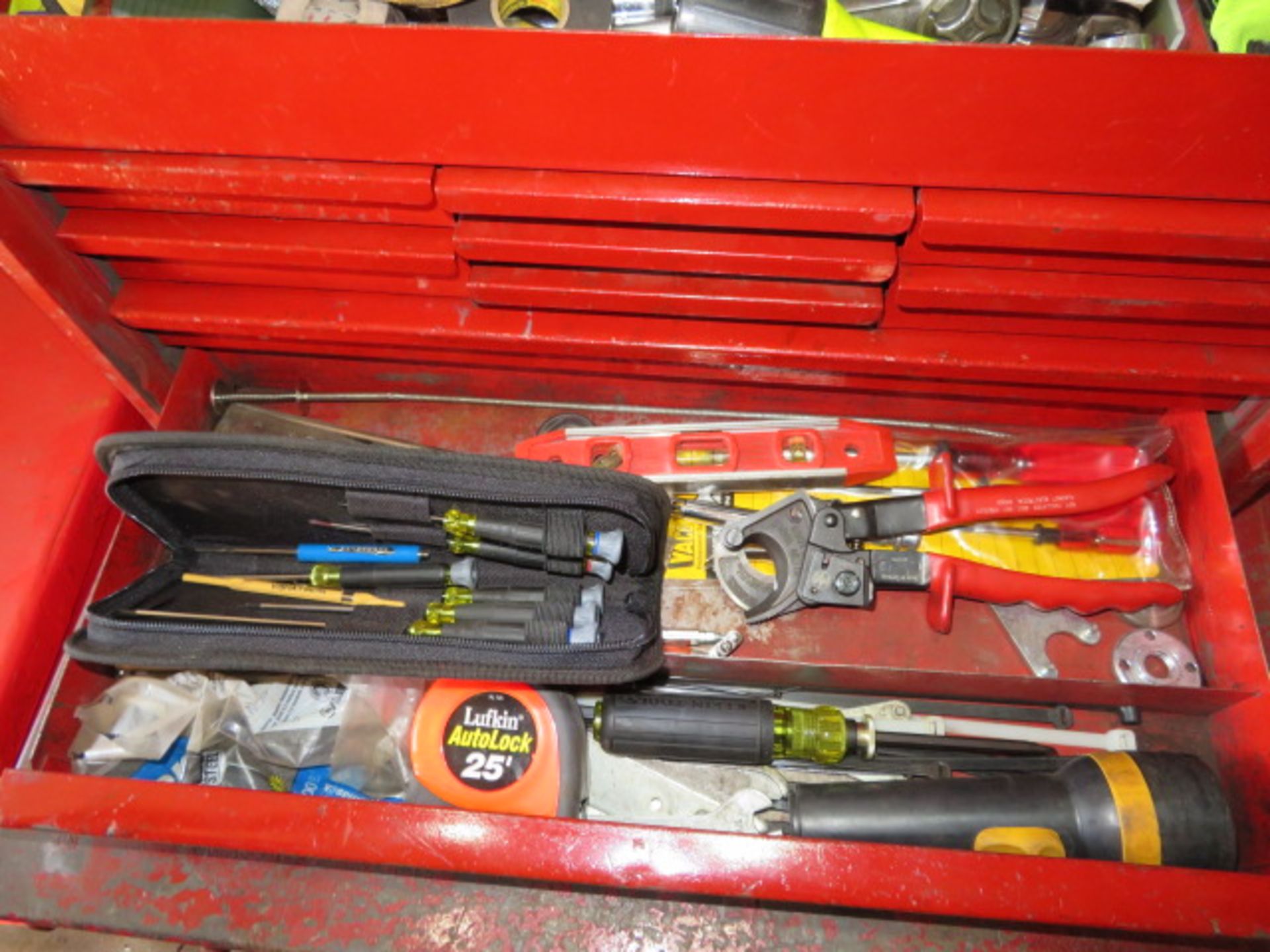 PORTABLE MECHANIC TOOL BOX WITH CONTENTS - Image 18 of 28