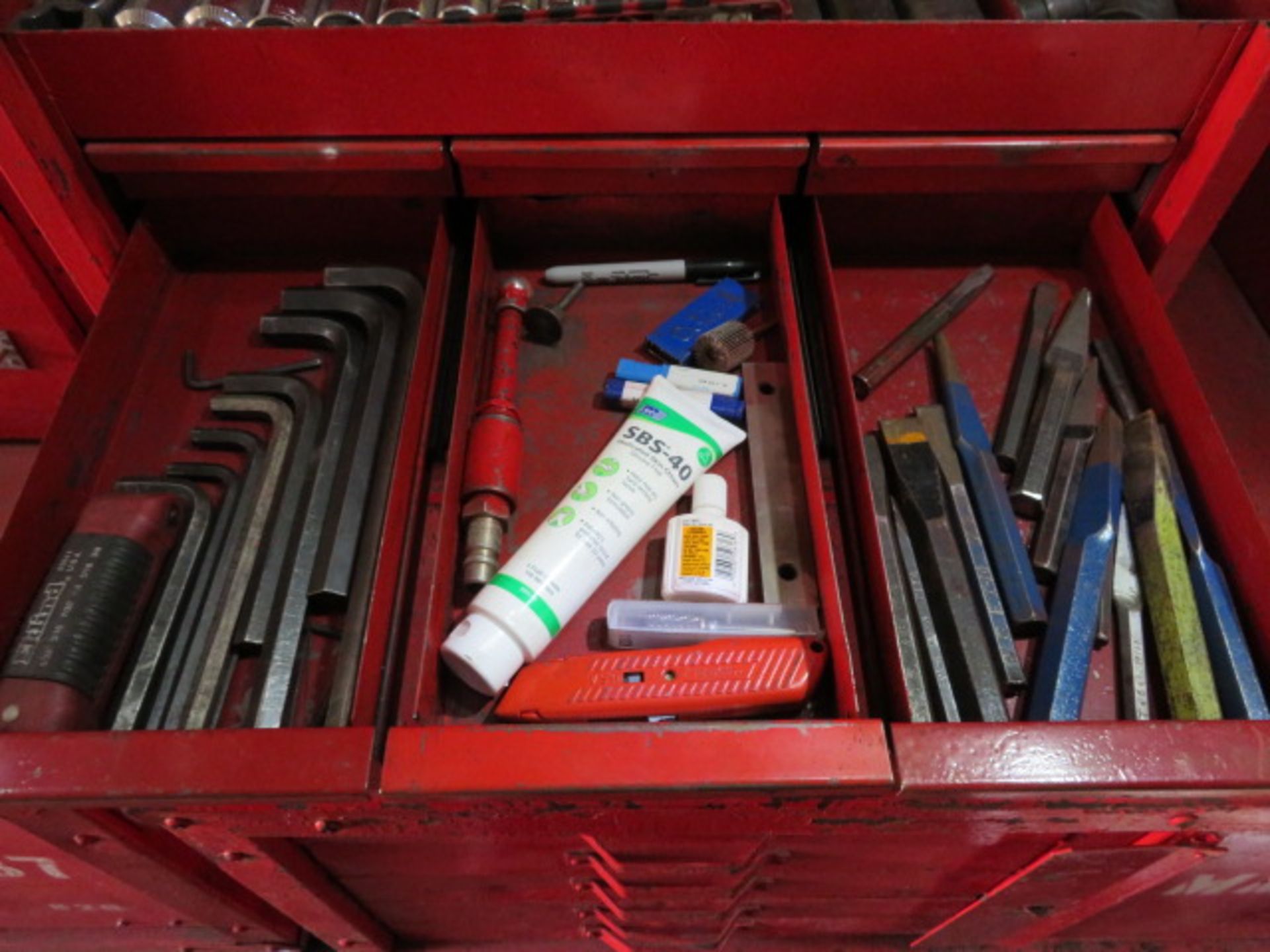 PORTABLE MECHANIC TOOL BOX WITH CONTENTS - Image 4 of 14