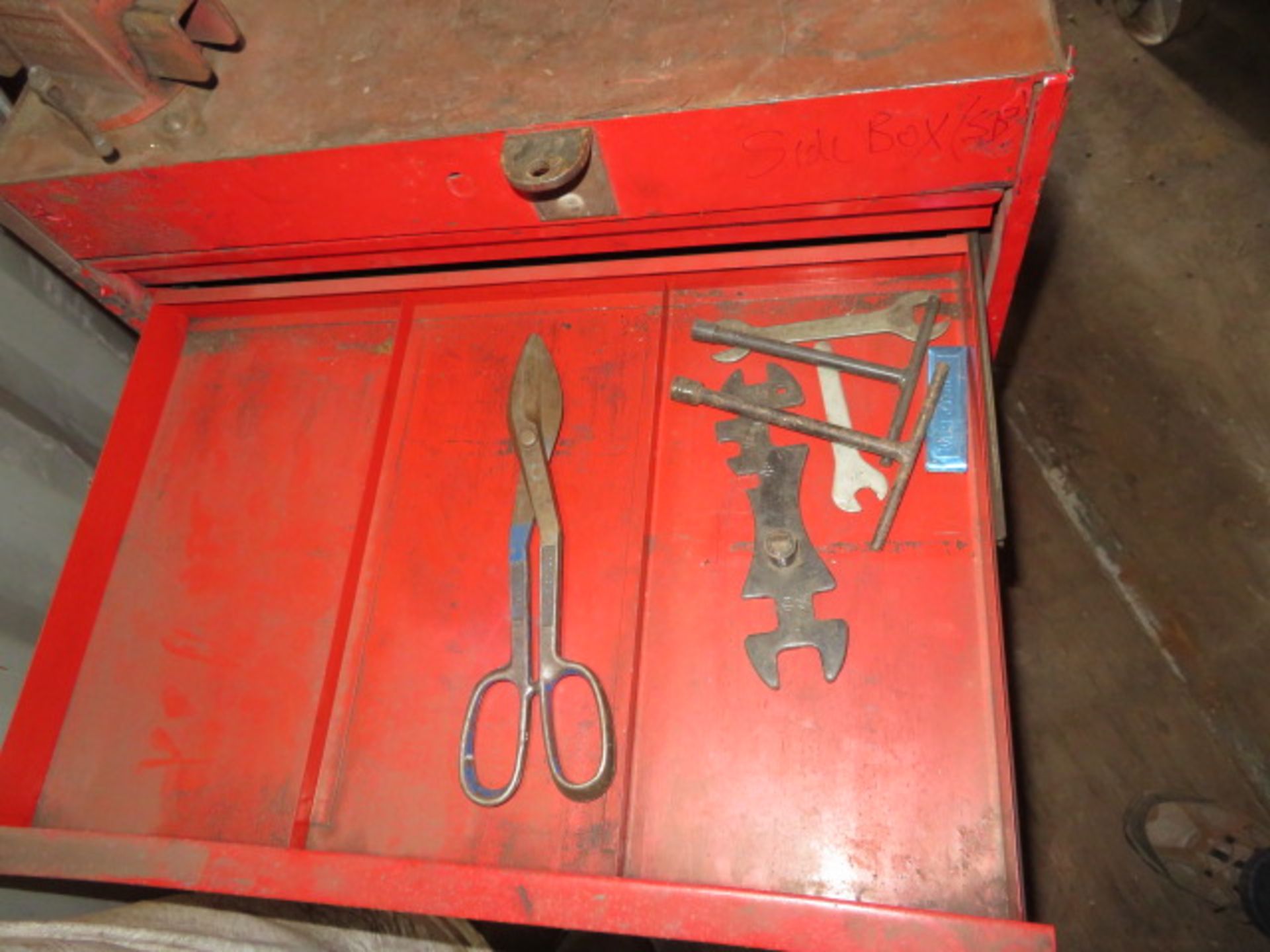 PORTABLE MECHANIC TOOL BOX WITH CONTENTS - Image 14 of 17