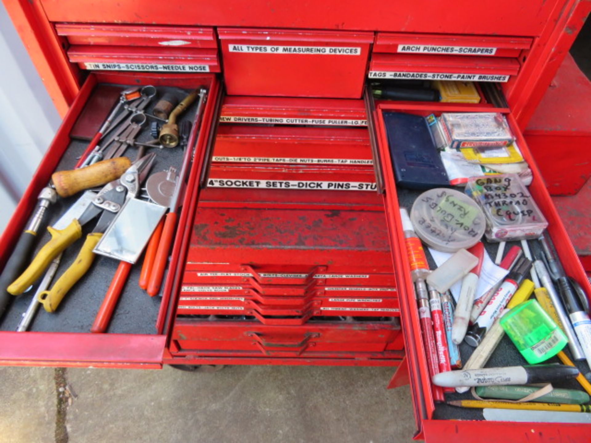 PORTABLE MECHANIC TOOL BOX WITH CONTENTS - Image 5 of 18