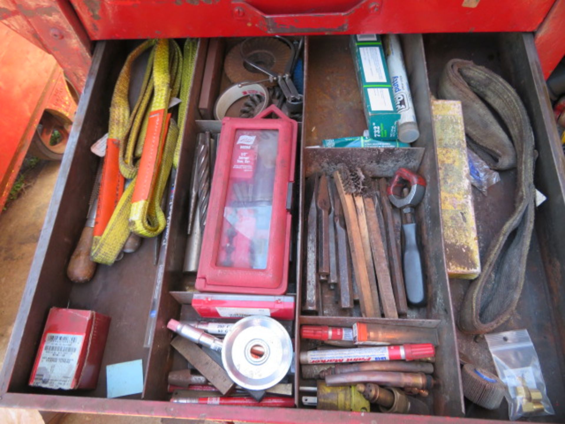 PORTABLE MECHANIC TOOL BOX WITH CONTENTS - Image 8 of 28