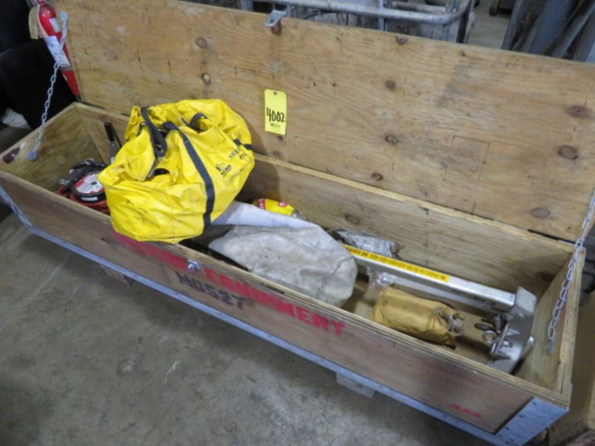 BOX WITH CONFINED SPACE GEAR - Image 2 of 3