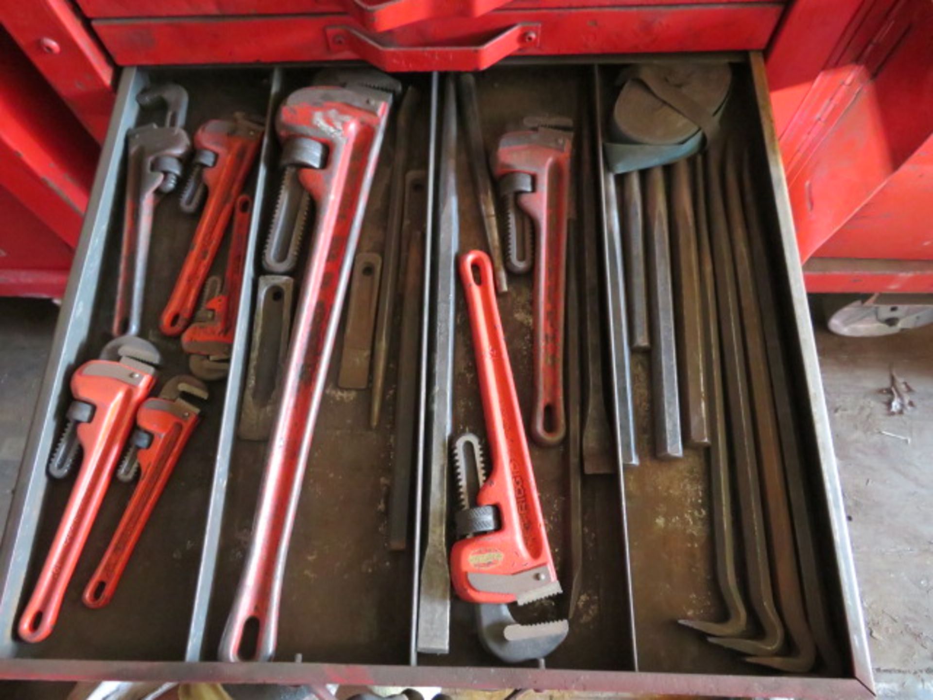 PORTABLE MECHANIC TOOL BOX WITH CONTENTS - Image 9 of 14