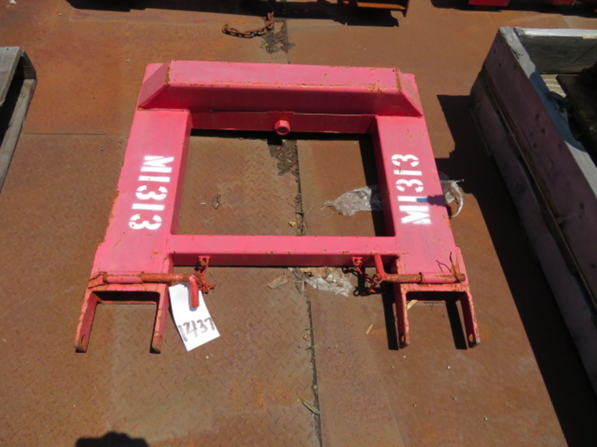 1 TON FORK LIFT ATTACHMENT