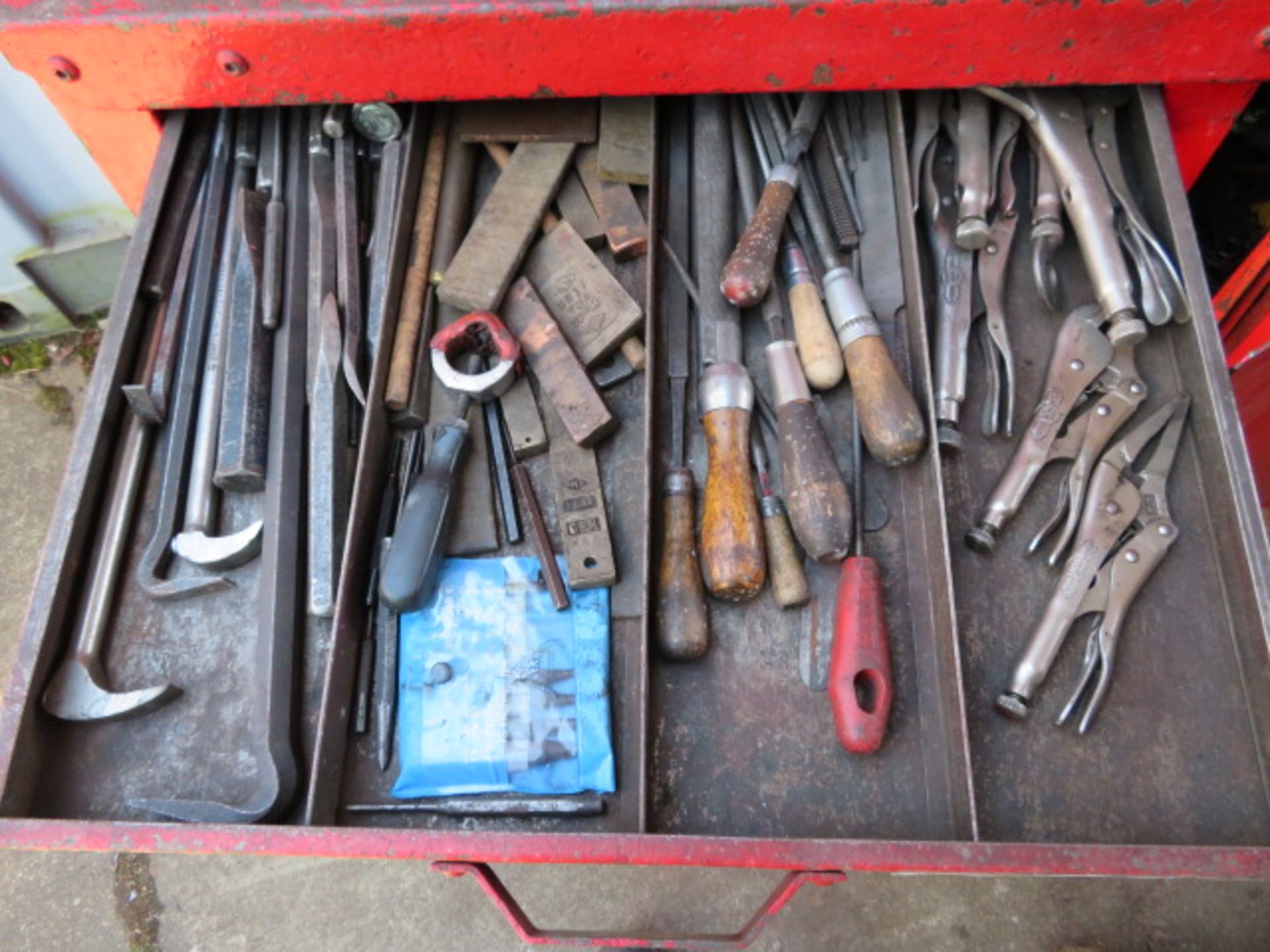 PORTABLE MECHANIC TOOL BOX WITH CONTENTS - Image 9 of 18