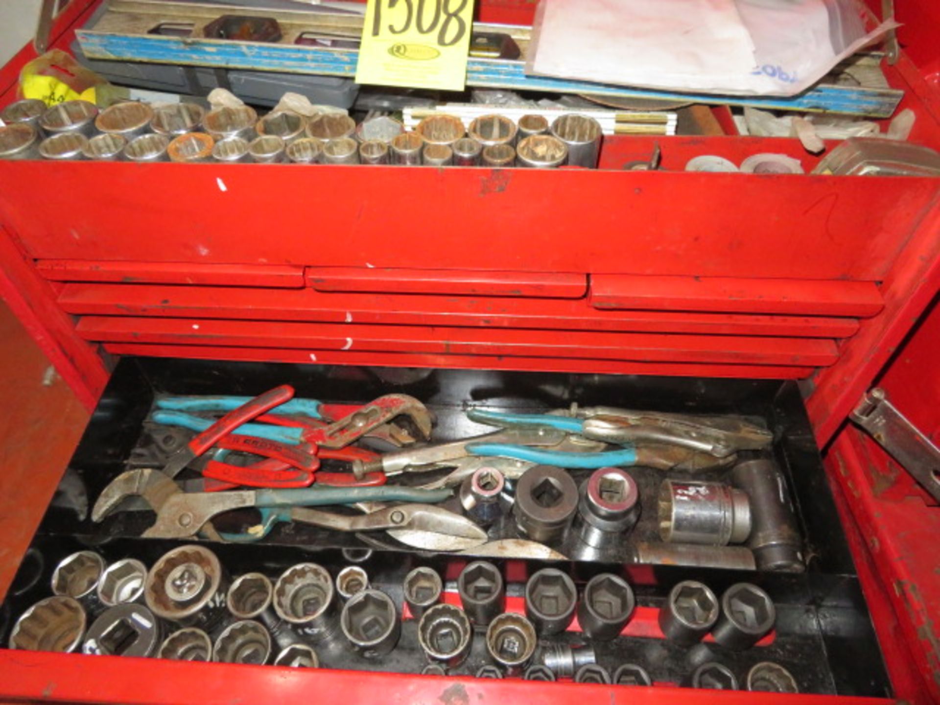 PORTABLE MECHANIC TOOL BOX WITH CONTENTS - Image 6 of 13