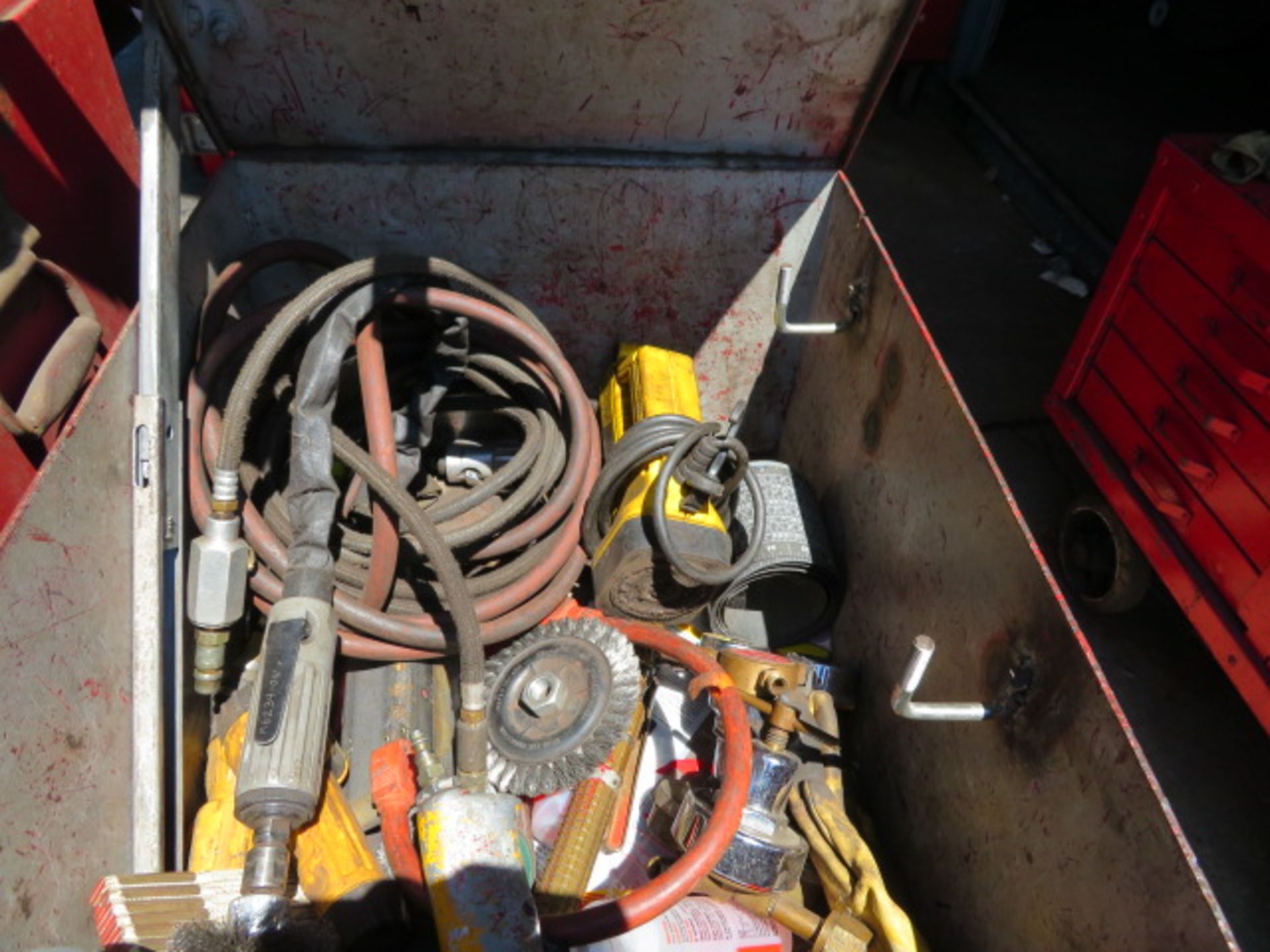 PORTABLE MECHANIC TOOL BOX WITH CONTENTS - Image 7 of 13
