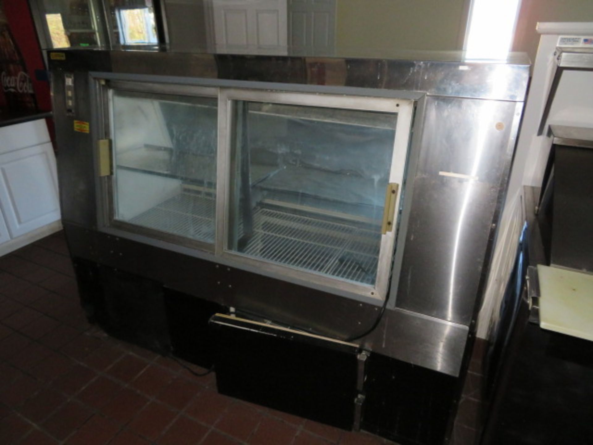 BEVERAGE-AIR 5' S/C FLAT GLASS DELI CASE (Located - Mays Landing, NJ) - Image 2 of 4