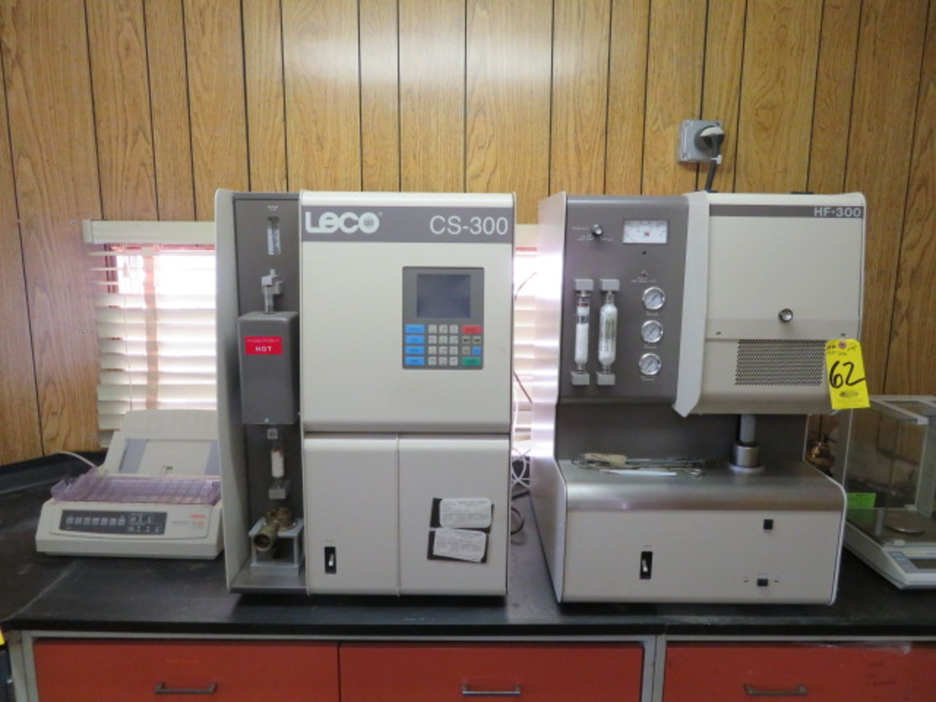 LE CS-300 COMBUSTION ANALYZER W/ HF-300